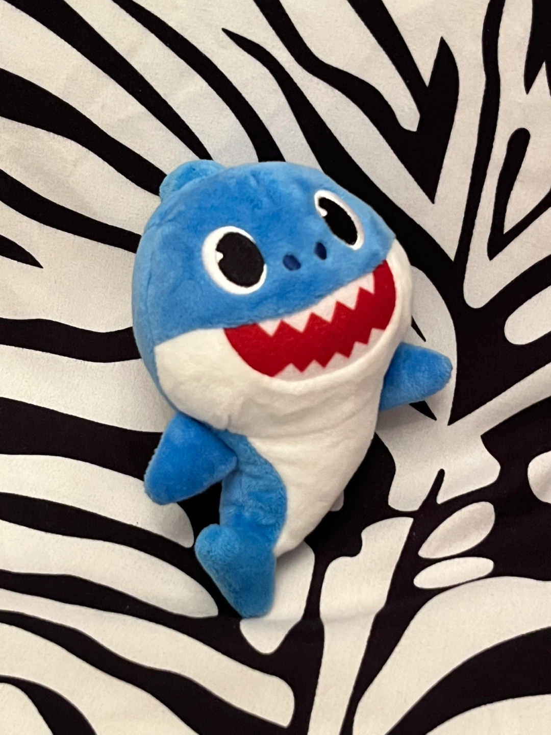 💙 Pinkfong Baby Shark Daddy Shark Plush💙