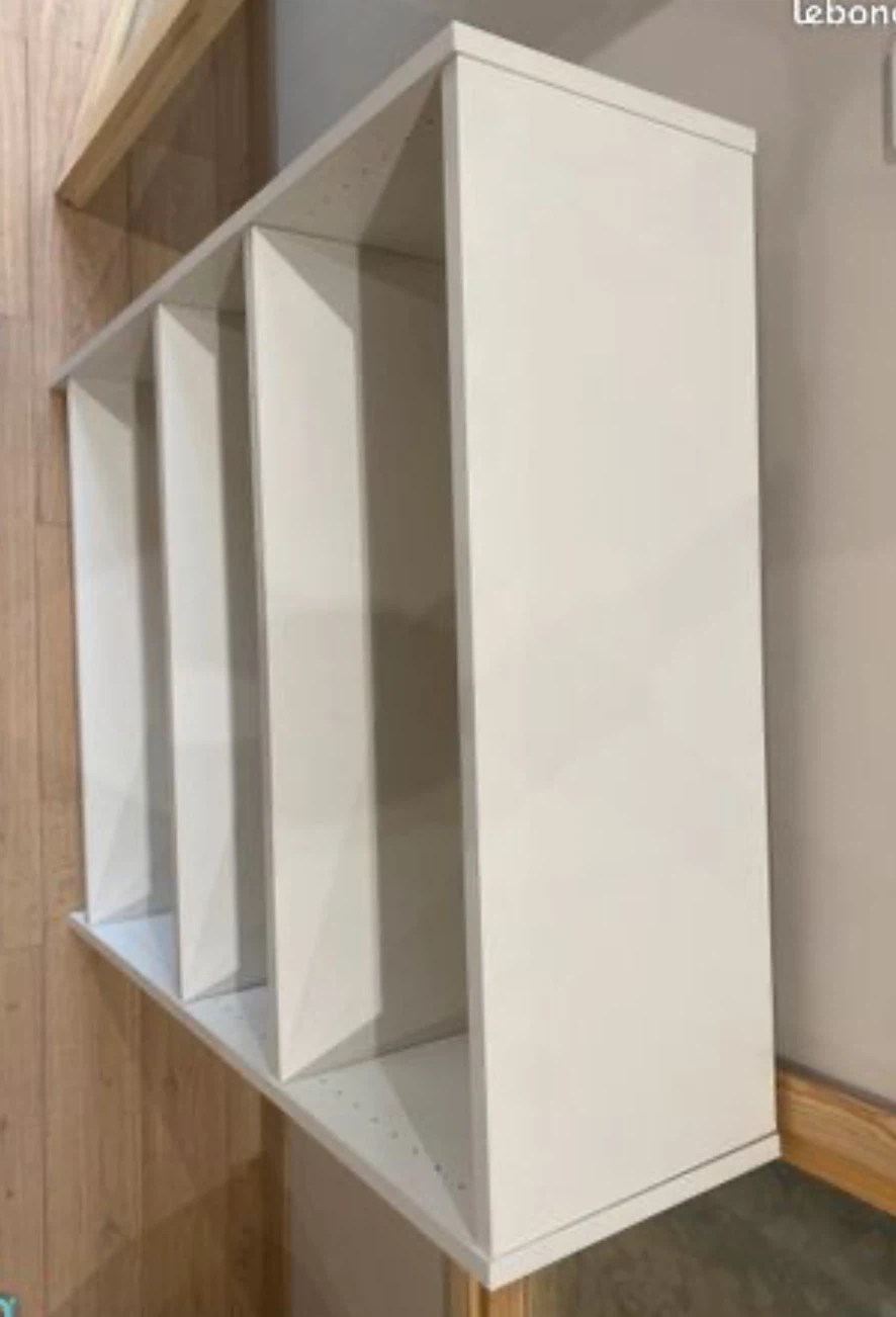 White IKEA Shelf 80*107*28cm