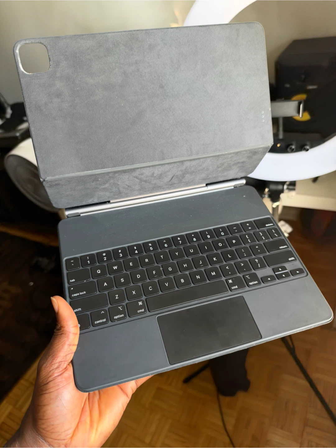 Apple iPad Magic Keyboard - photo 3