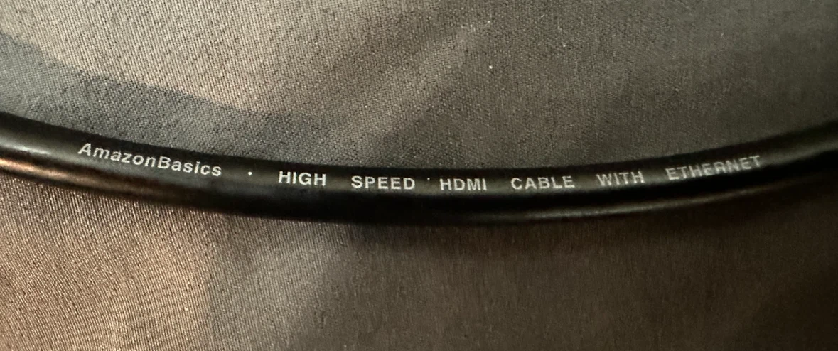 AmazonBasics High Speed HDMI Cable 3 mt - photo 2