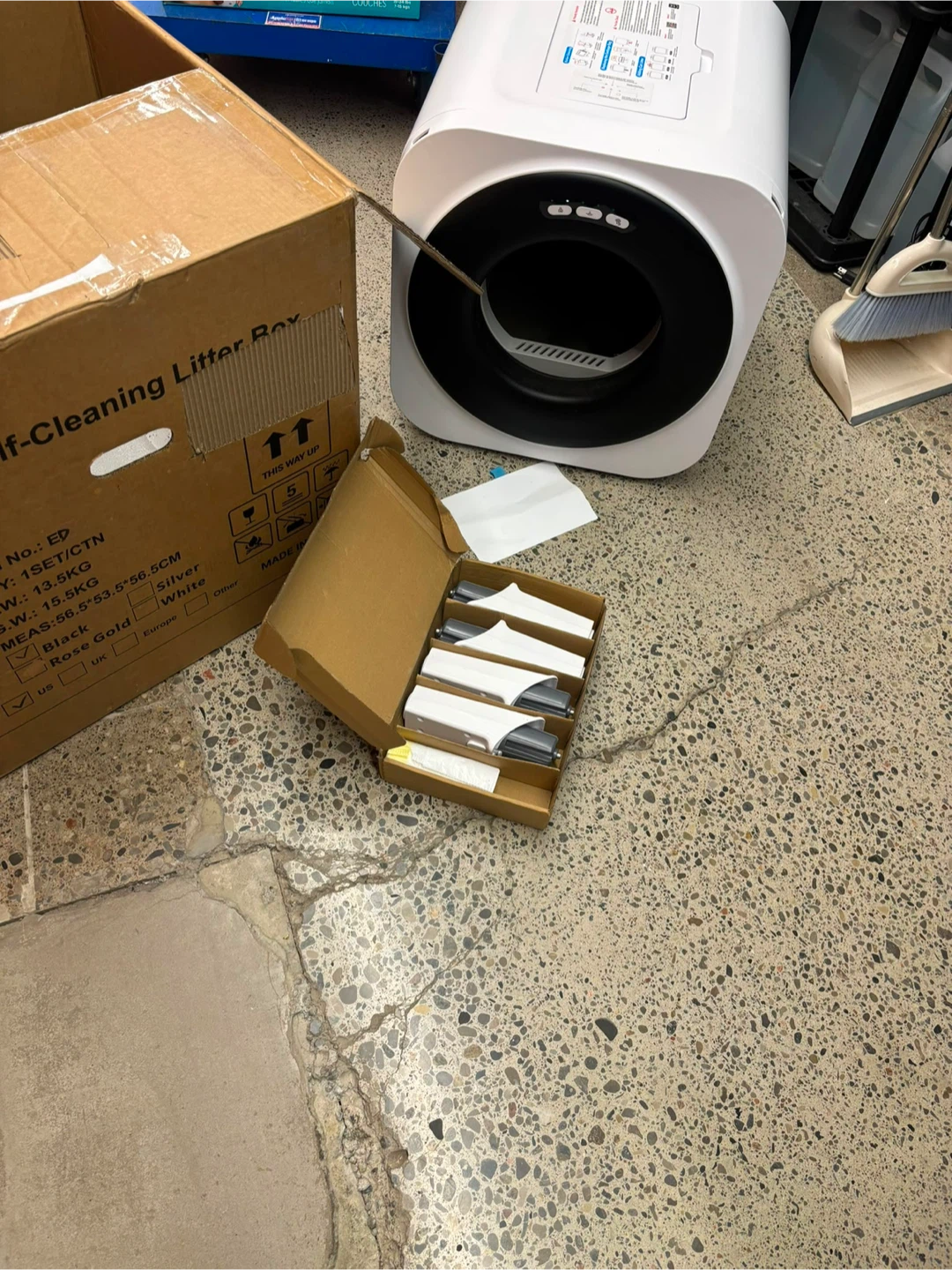 like new Automatic Smart Cat Litter Box