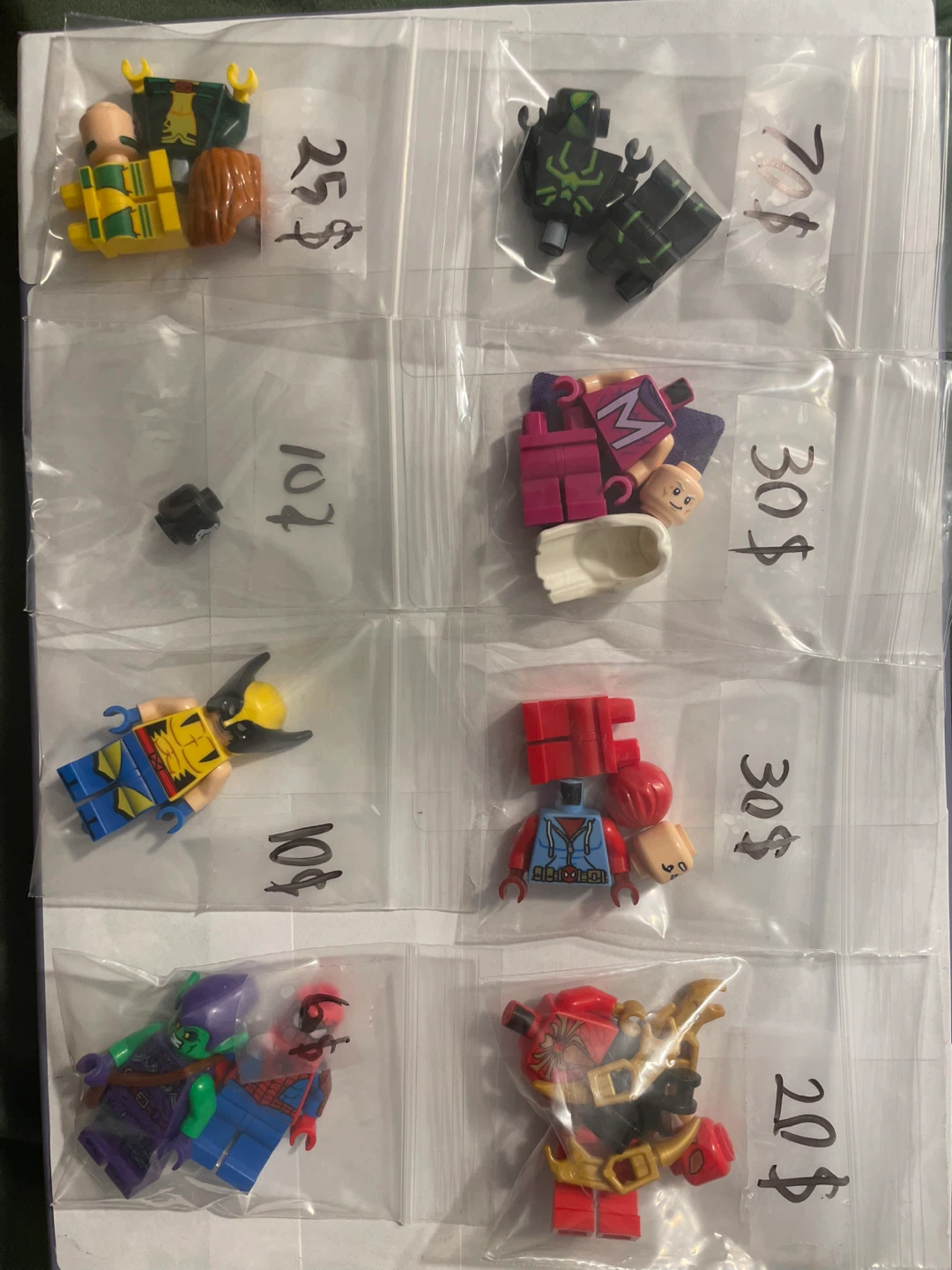 TAKING OFFERS LEGO MARVEL FIGURES