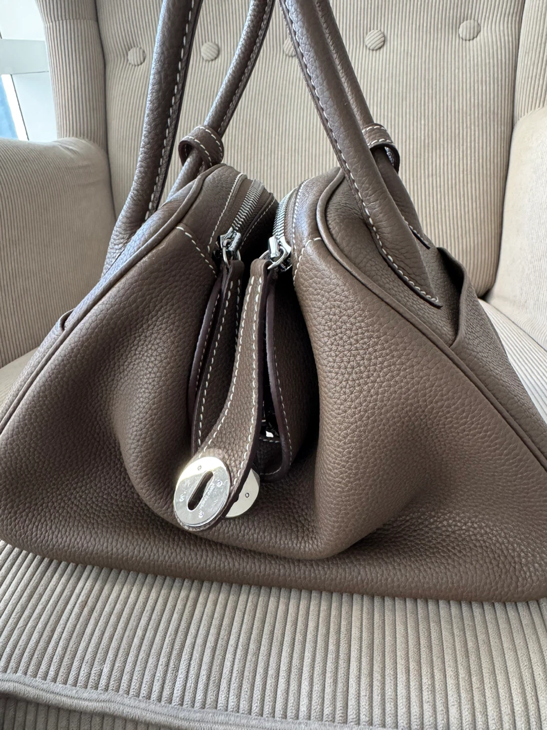 Hermes Lindy Bag taupe grey - photo 5
