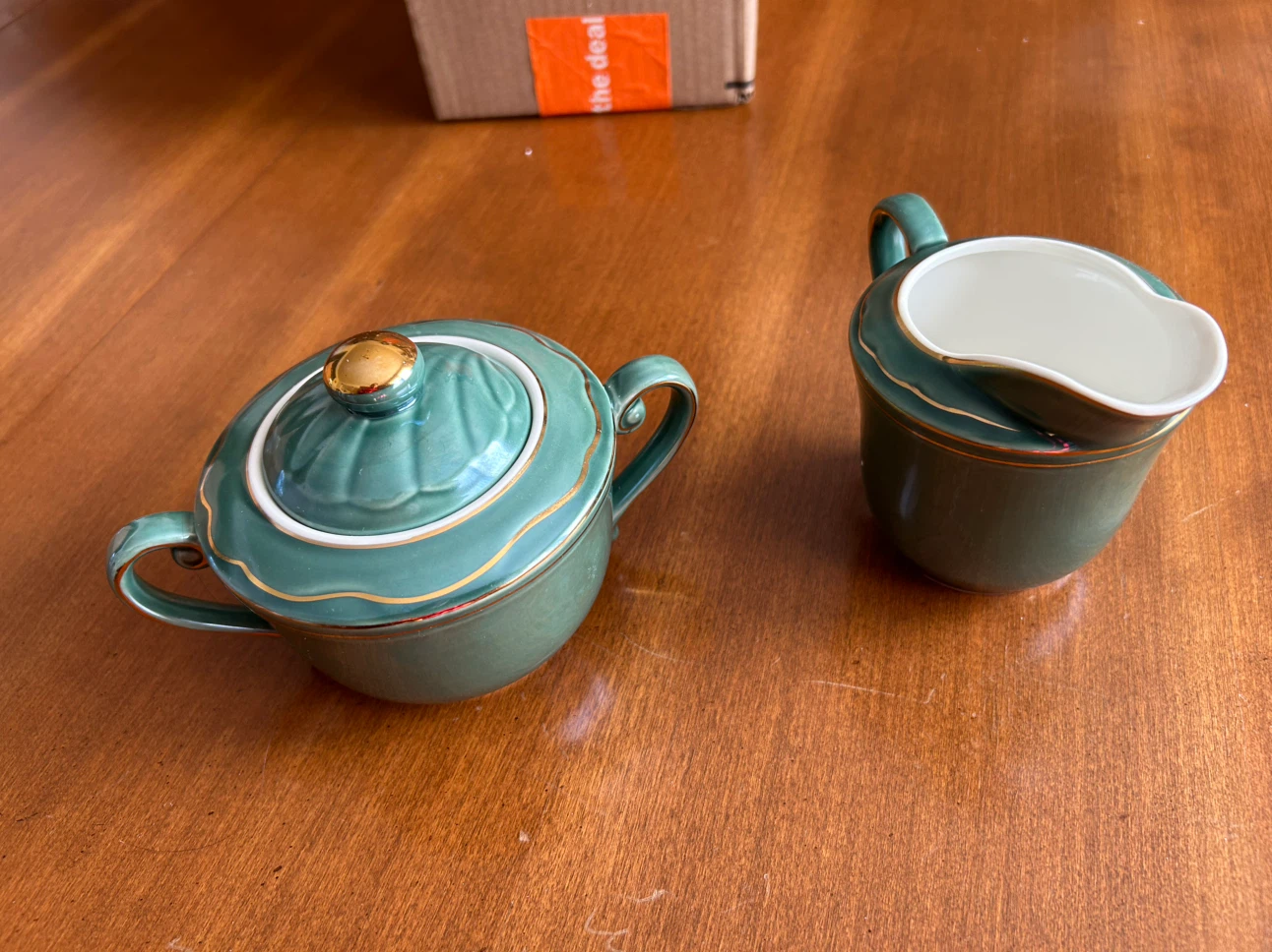 Green Ceramic Sugar Bowl and Creamer Set