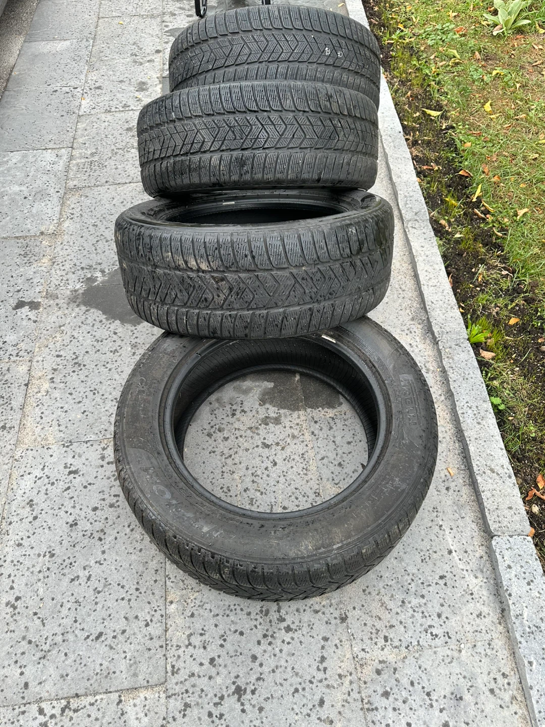 255/55/19 winter tires Pirelli Scorpion