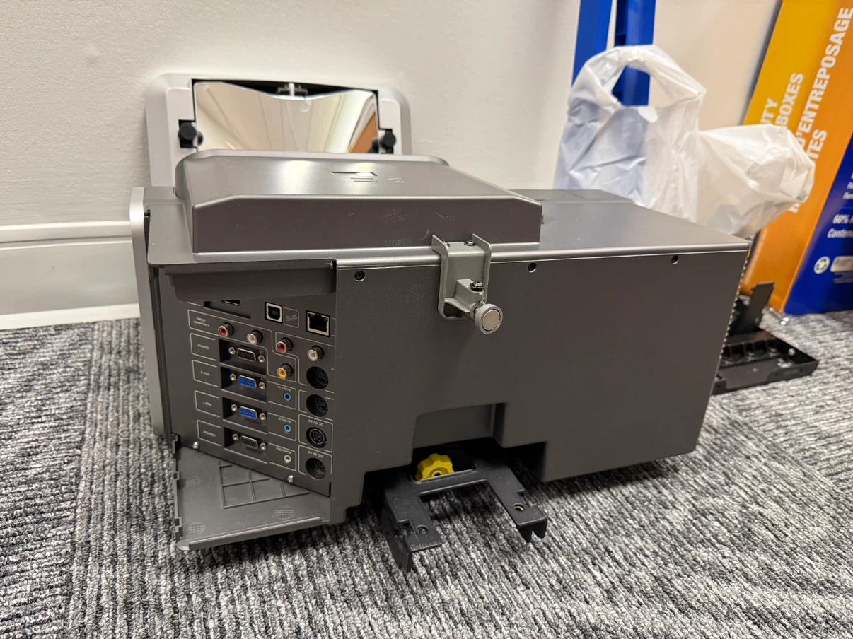 Smart Technologies Projector - photo 2