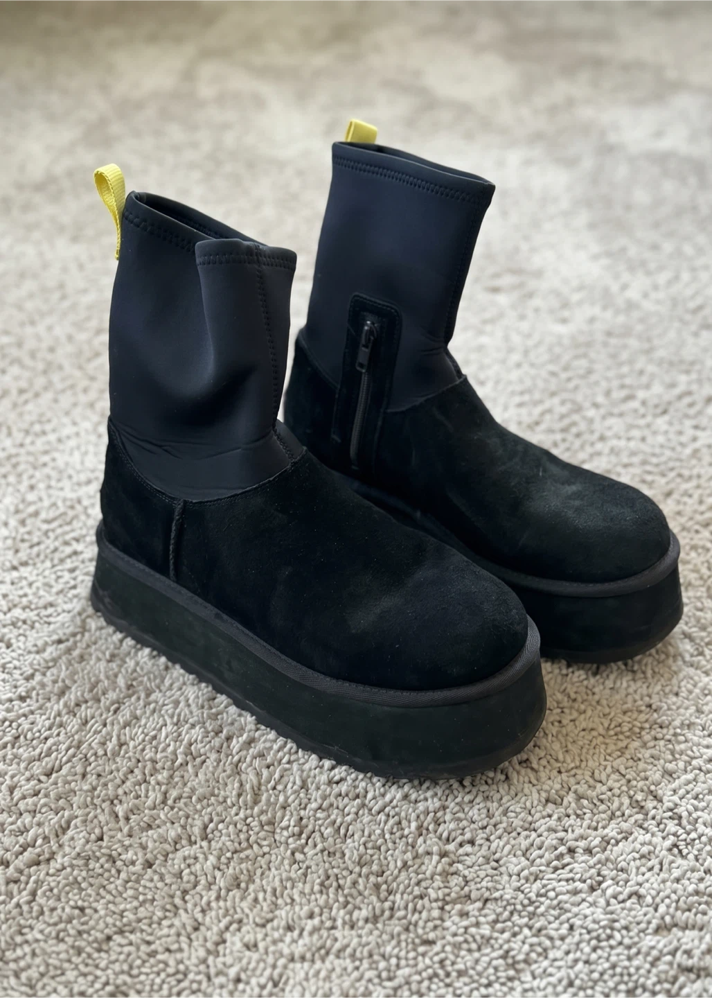 UGG Classic Dipper Boot | Black | Size 9 🖤