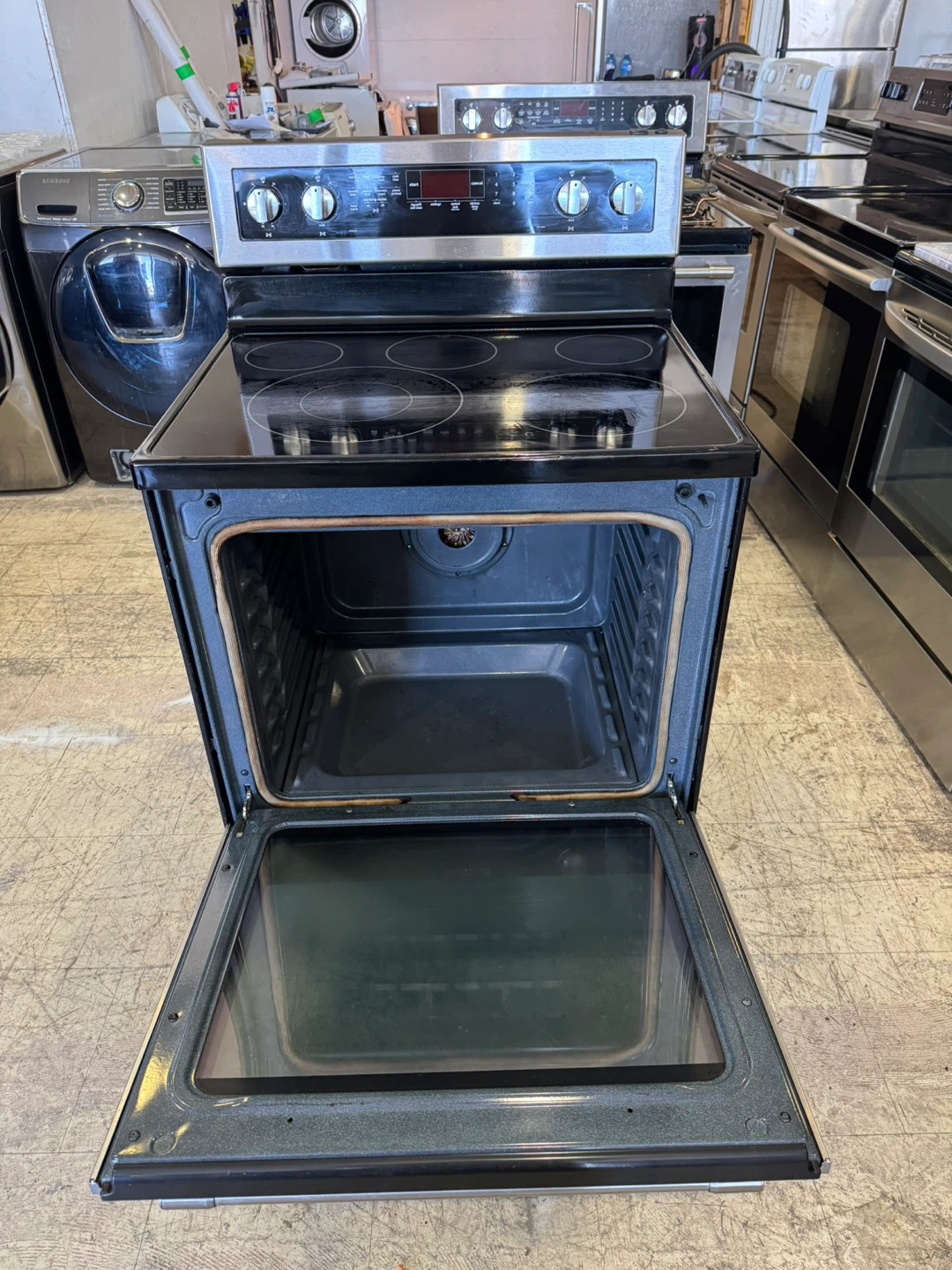 Maytag 30”Stainless Steel Electric Range - photo 3