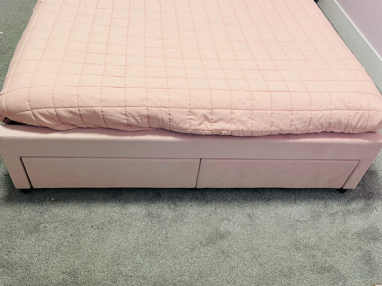 Pink Velvet Shell Headboard Bed Frame - photo 3