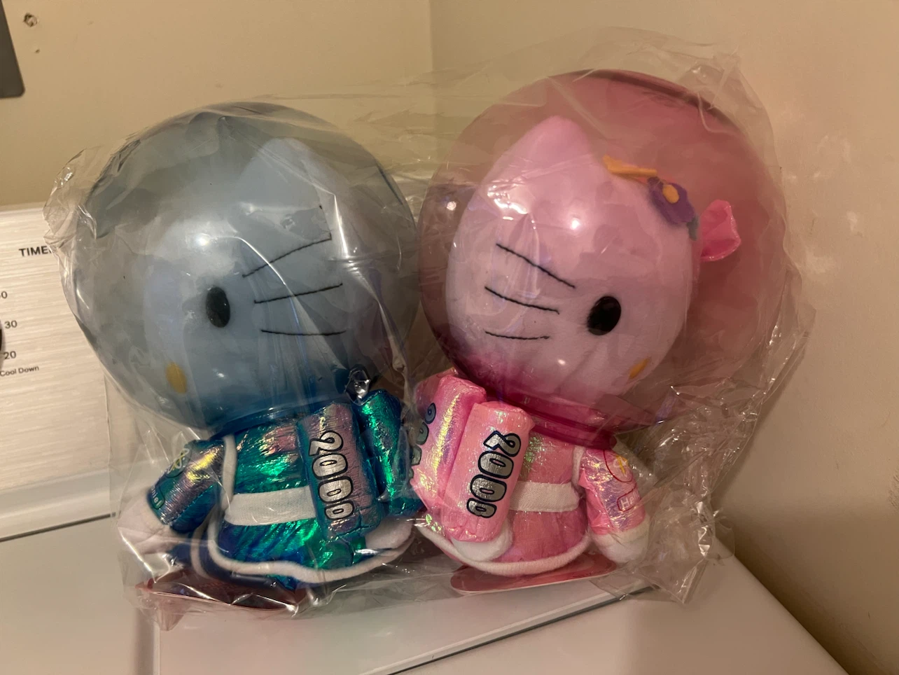 Hello Kitty and Dear Daniel 2000 Astronaut Plush Set