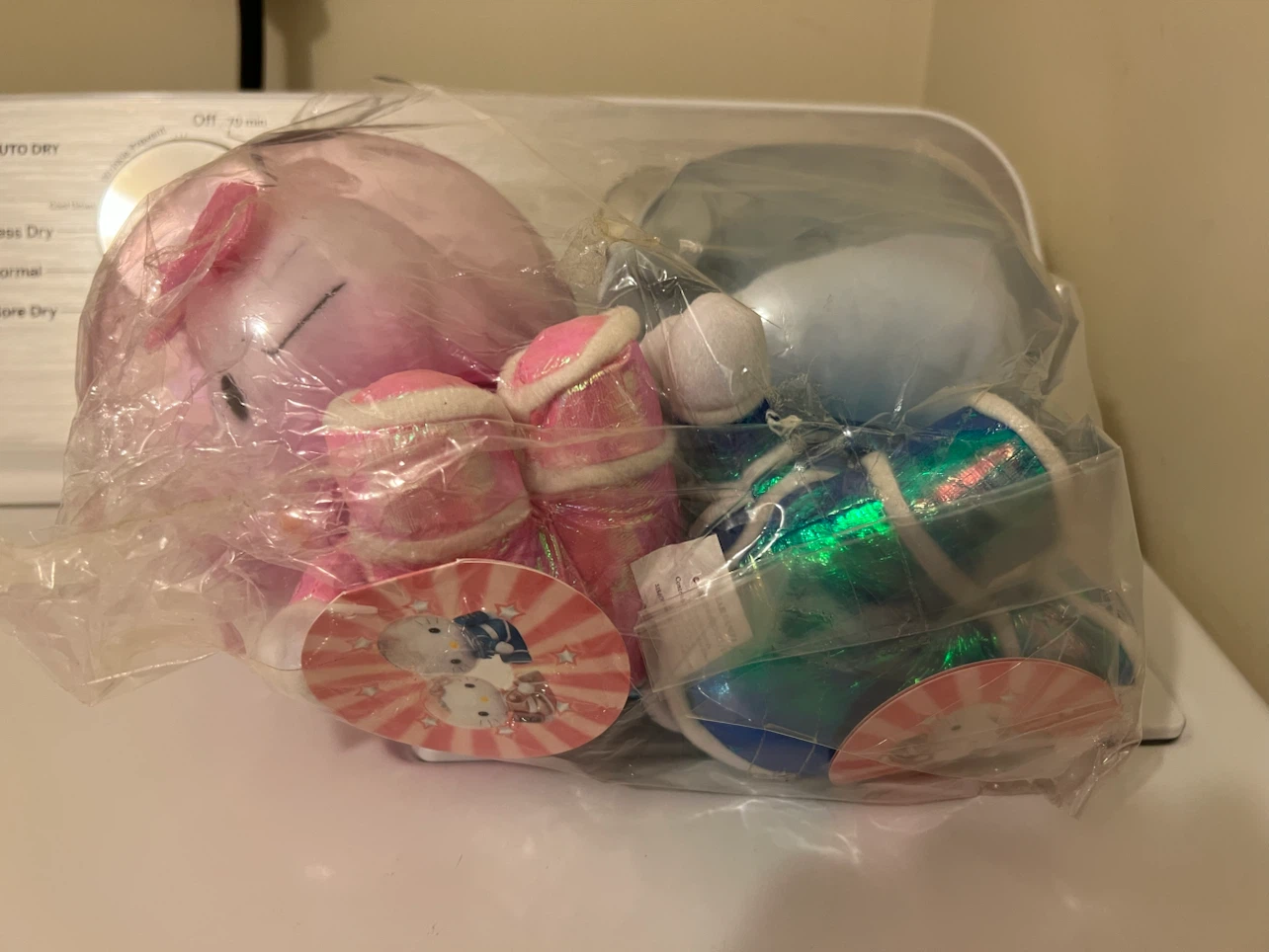 Hello Kitty and Dear Daniel 2000 Astronaut Plush Set - photo 5