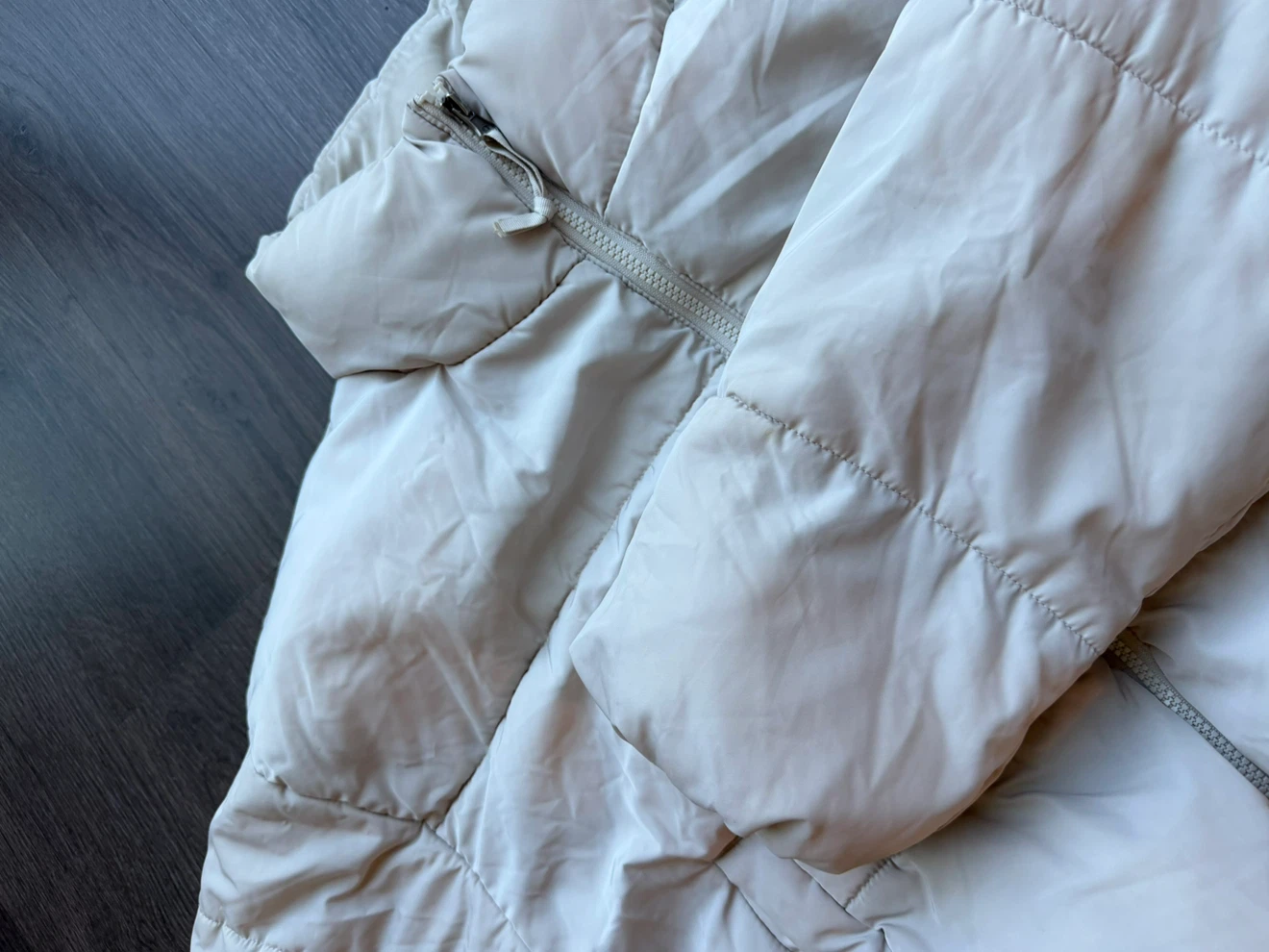 H&M Divided Off-White Puffer Jacket - photo 3