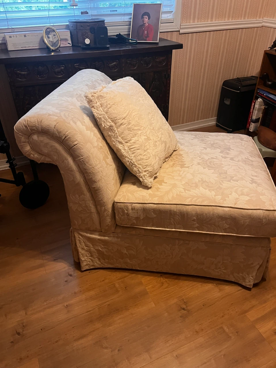 Cream Floral Upholstered Armless Chaise Lounge