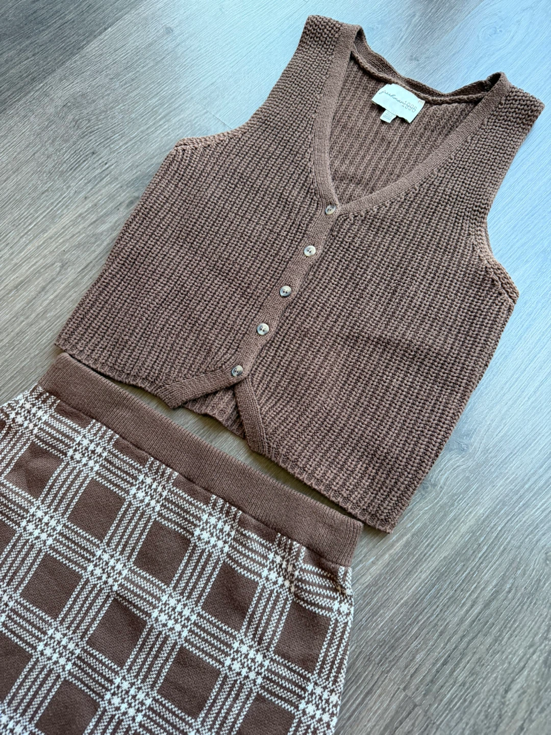Freshman 1996 Knit Vest and Skirt Set - photo 2