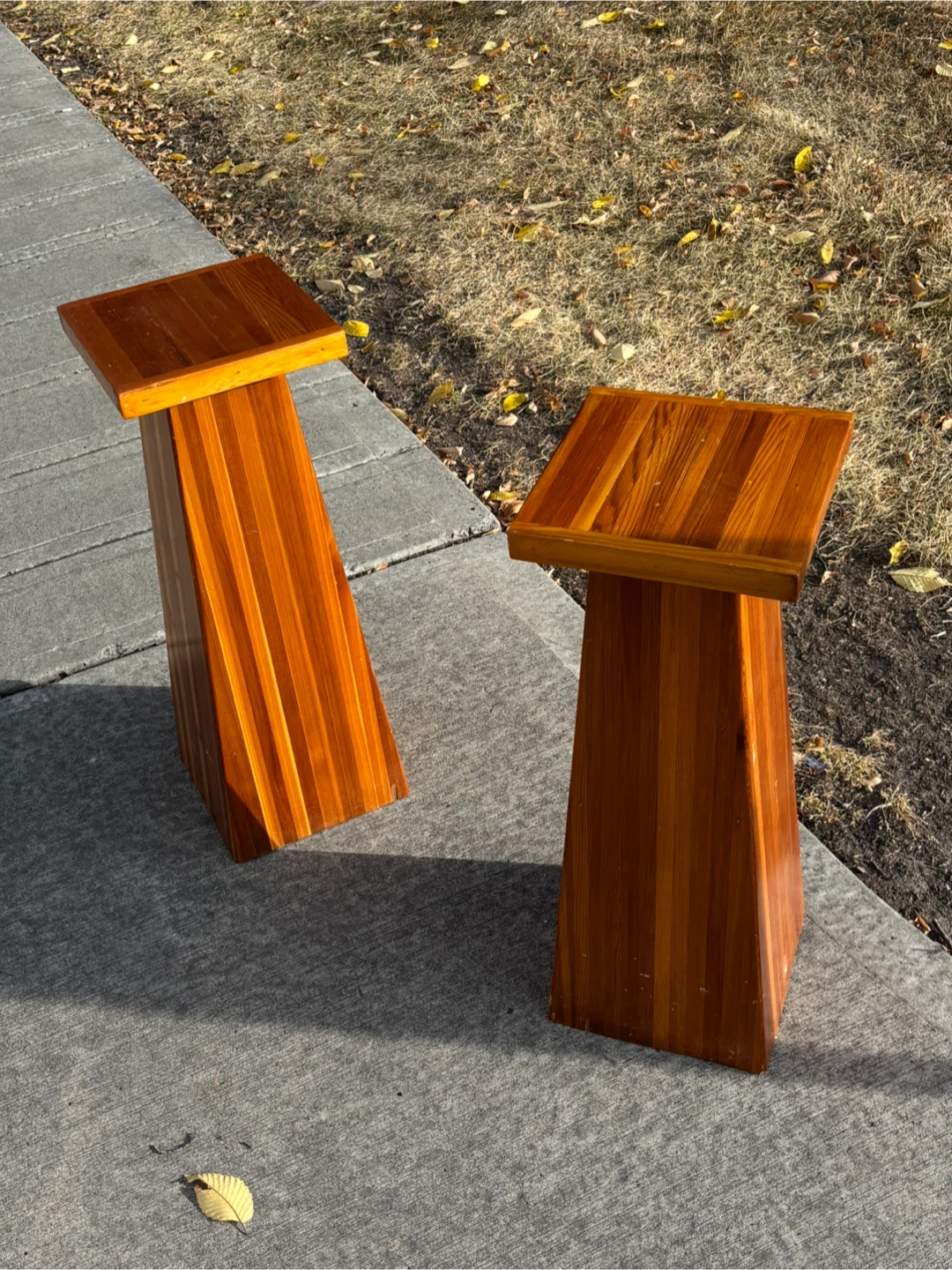 Cedar wood Display Pedestals stand - photo 2