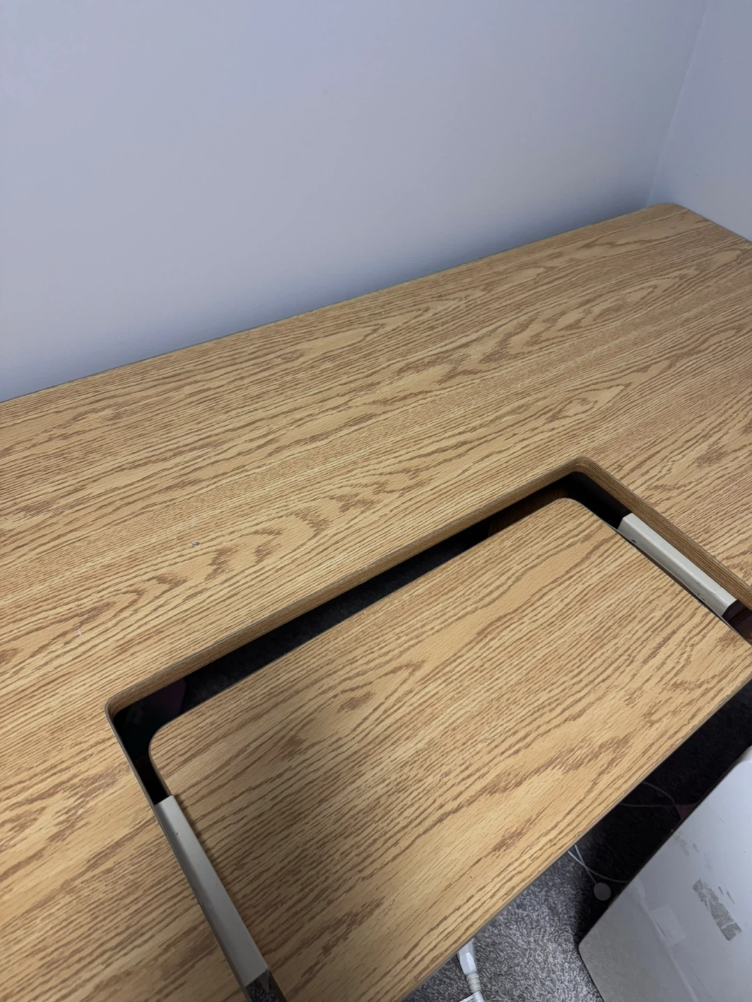 Desk table and chair