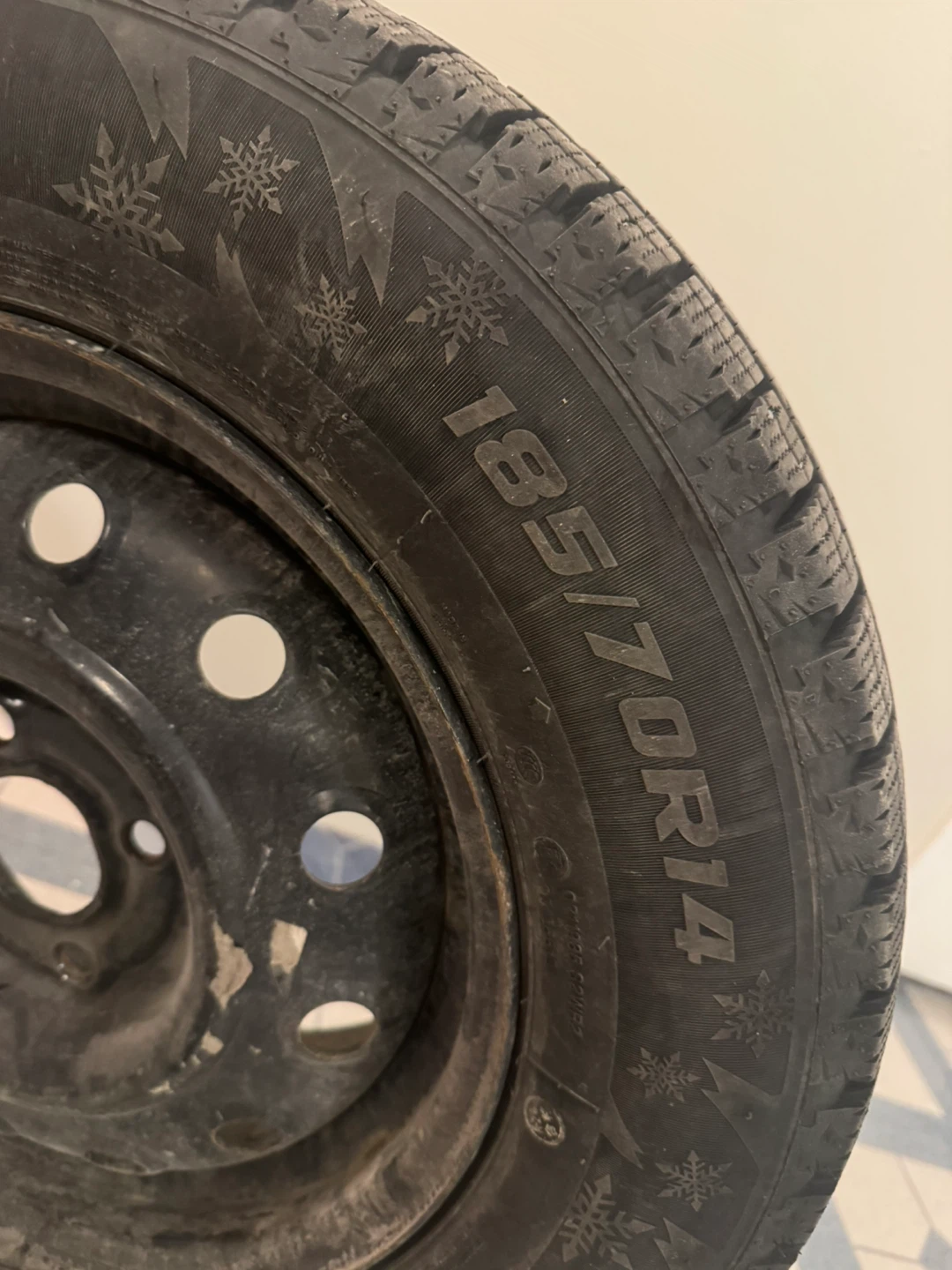 Set of 4 Royal Black Winter Tires 185/70R14
