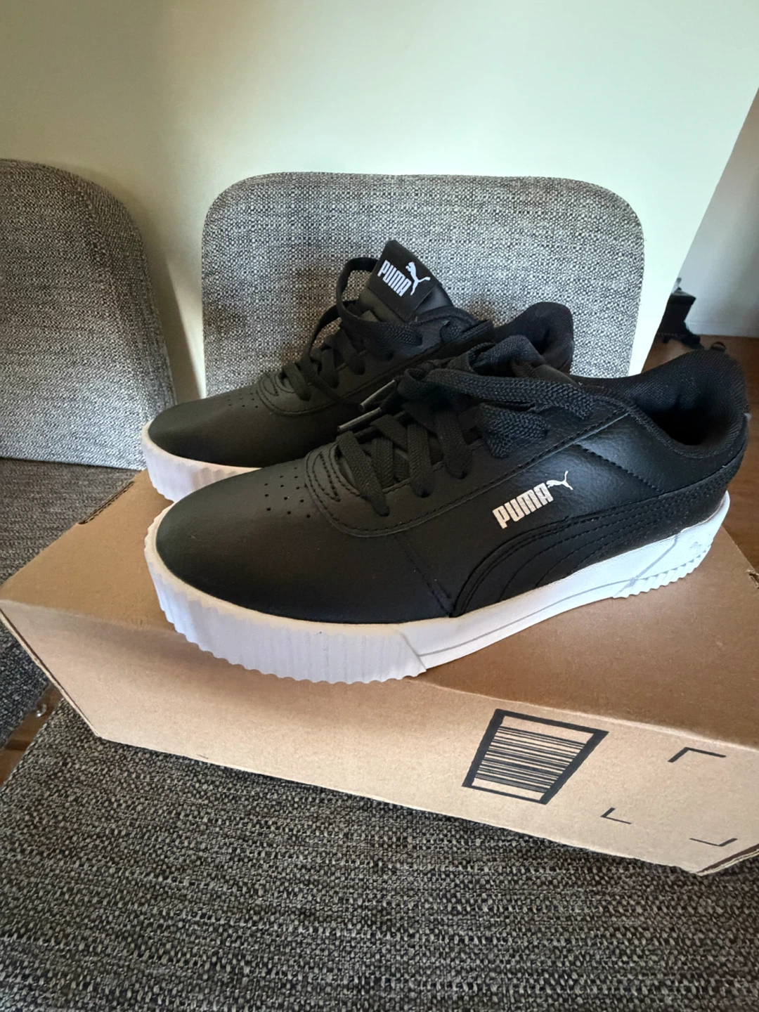 Puma Women's Sneakers Black Size 7.5