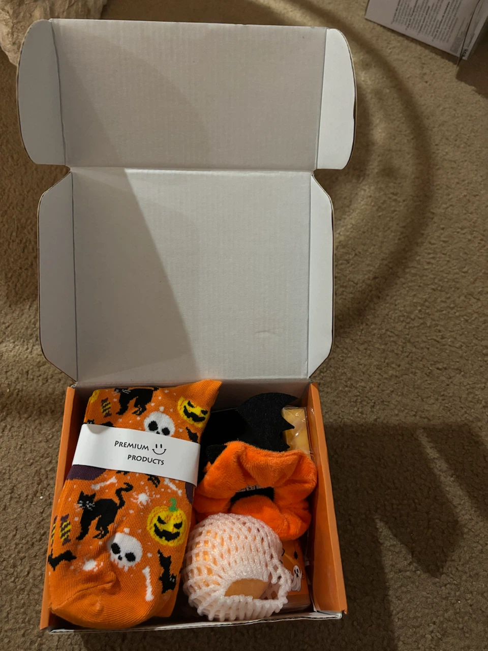 ONLY 10.00! NEW HALLOWEEN BOO BASKET BOX! - photo 3