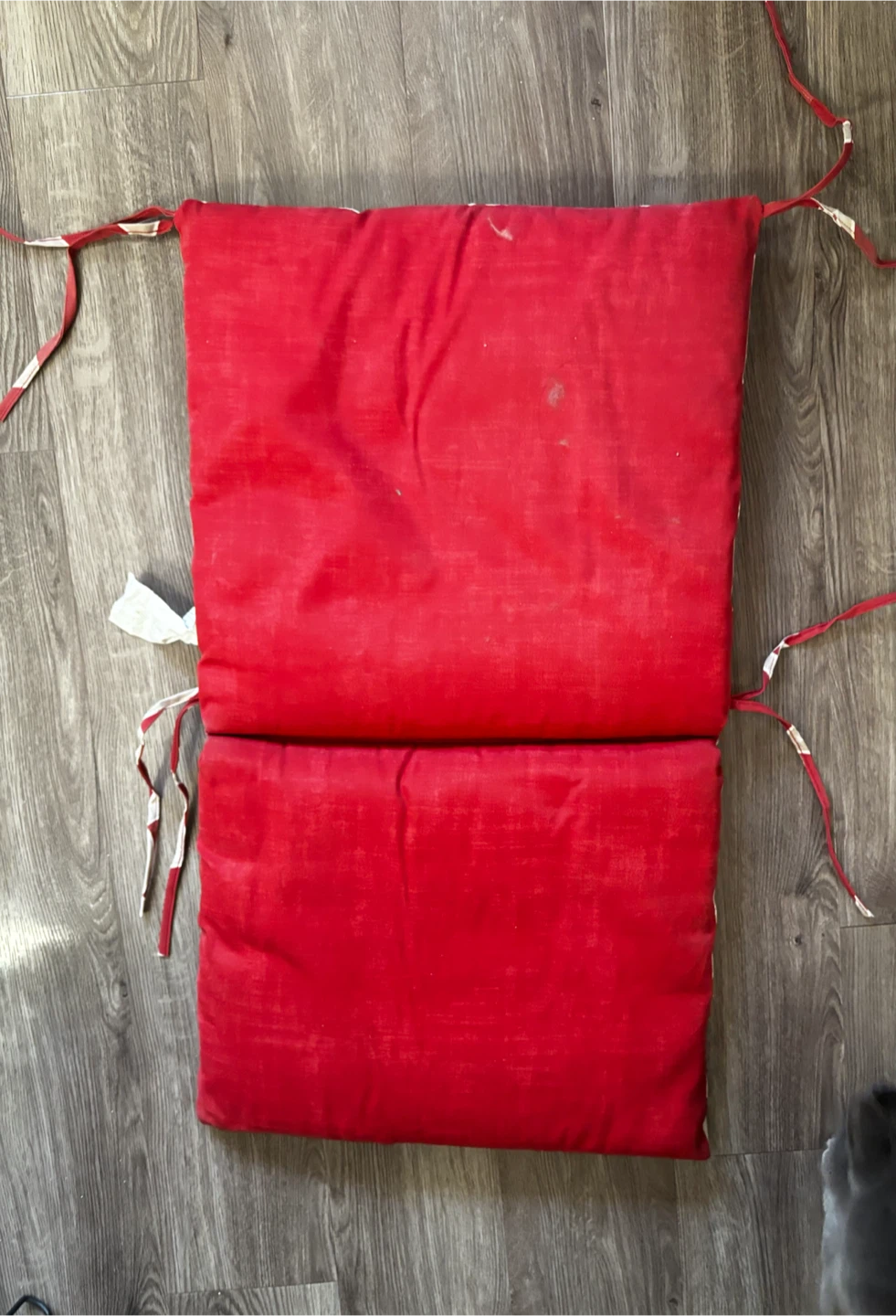 Hampton Bay Red Trellis Outdoor Chair Cushion - photo 2