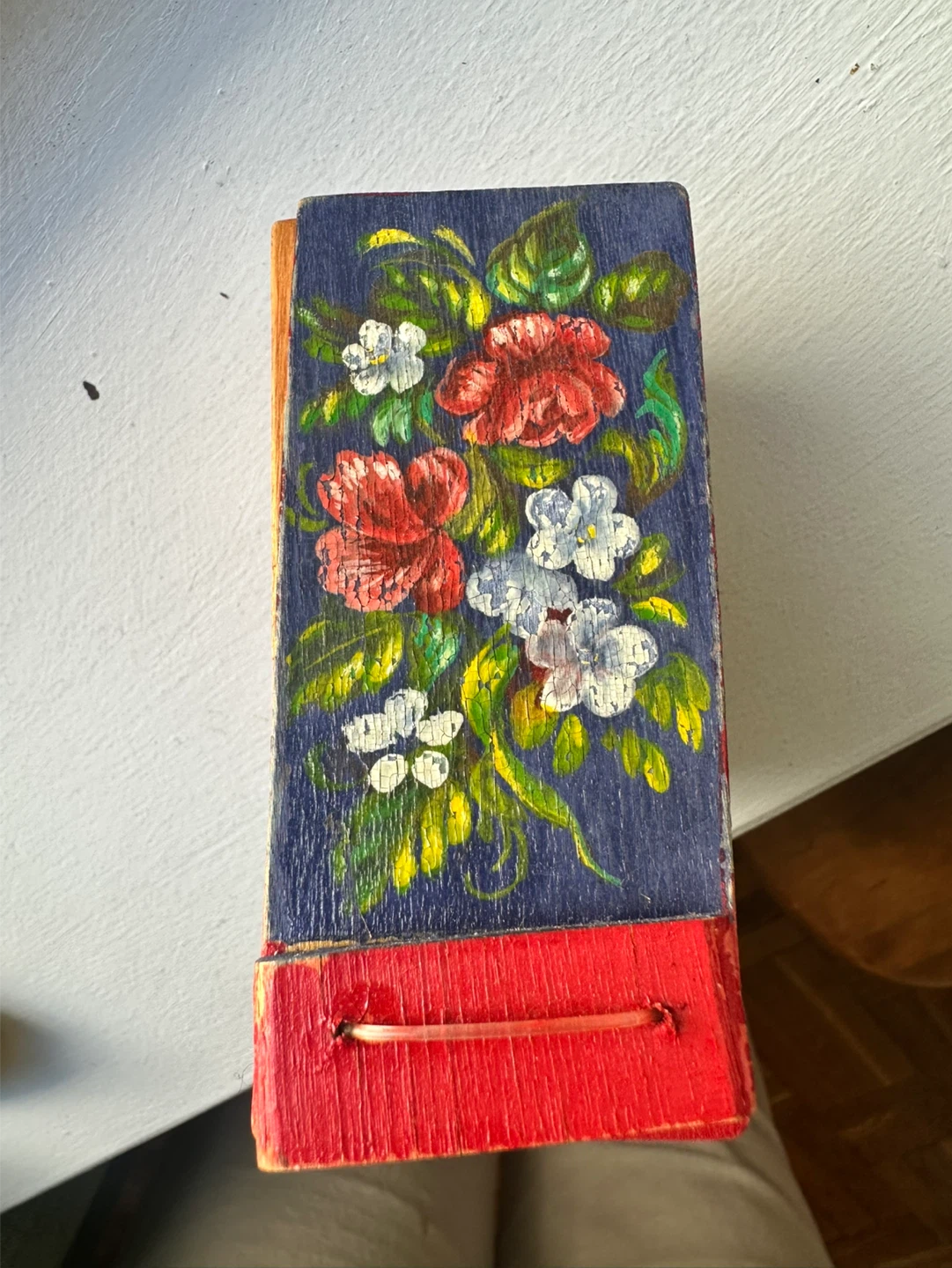 Vintage Hand-Painted Wooden Accordion Trivet - photo 3
