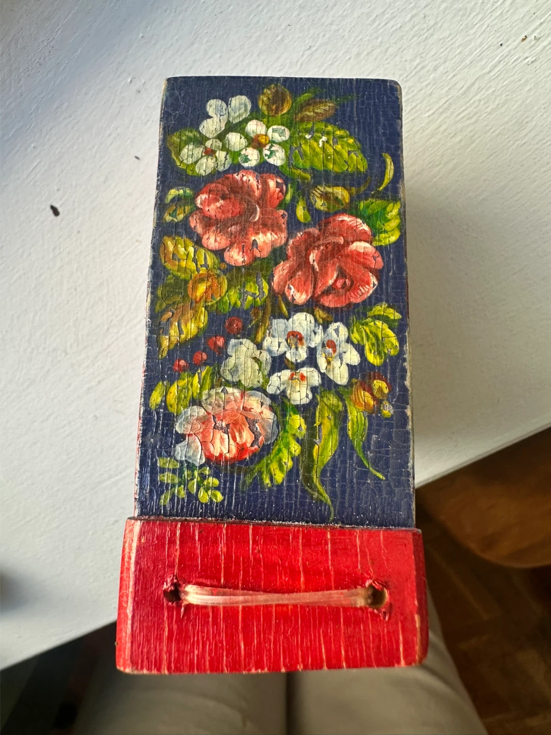 Vintage Hand-Painted Wooden Accordion Trivet - photo 4