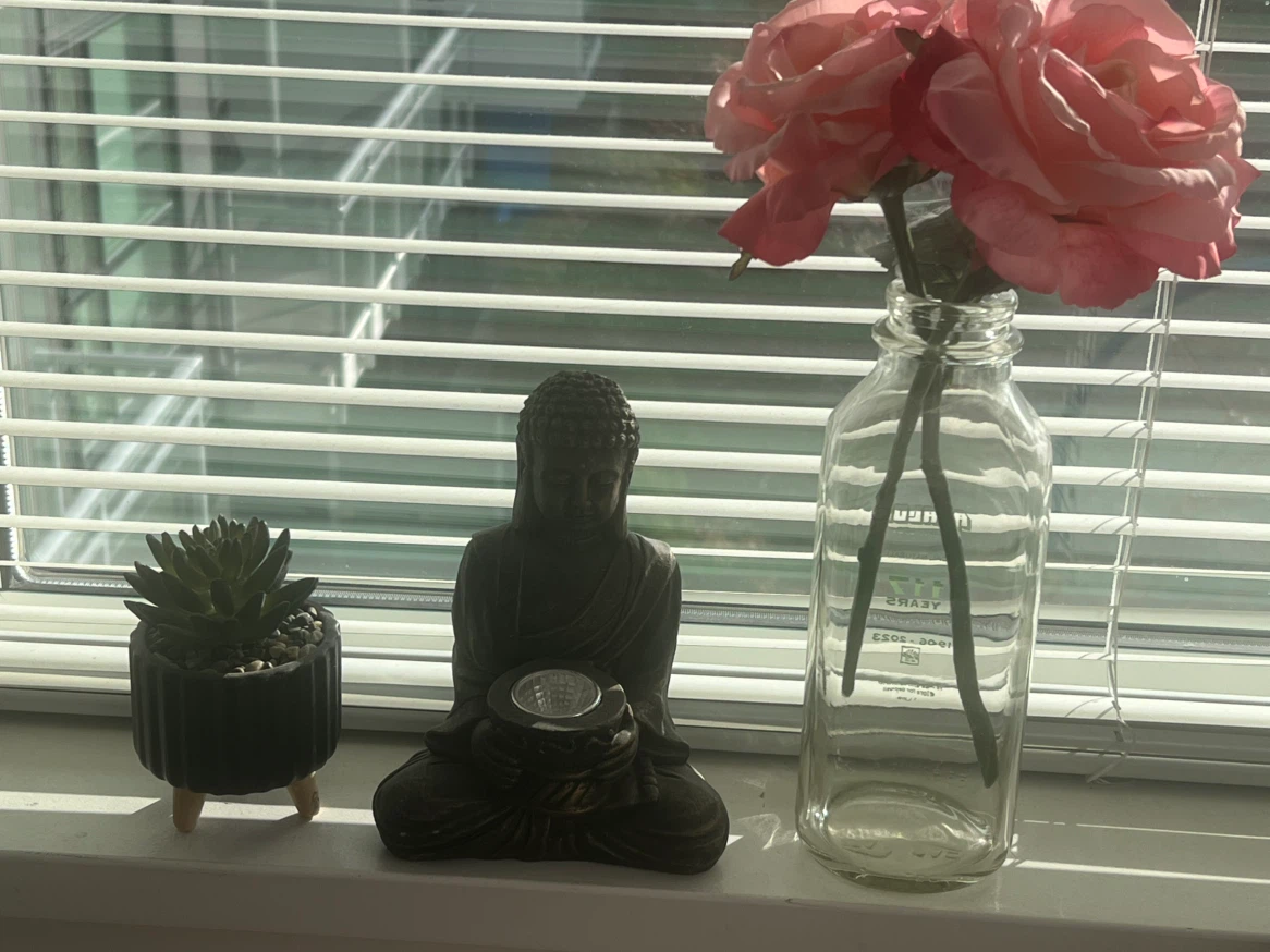 Buddha tea light holder