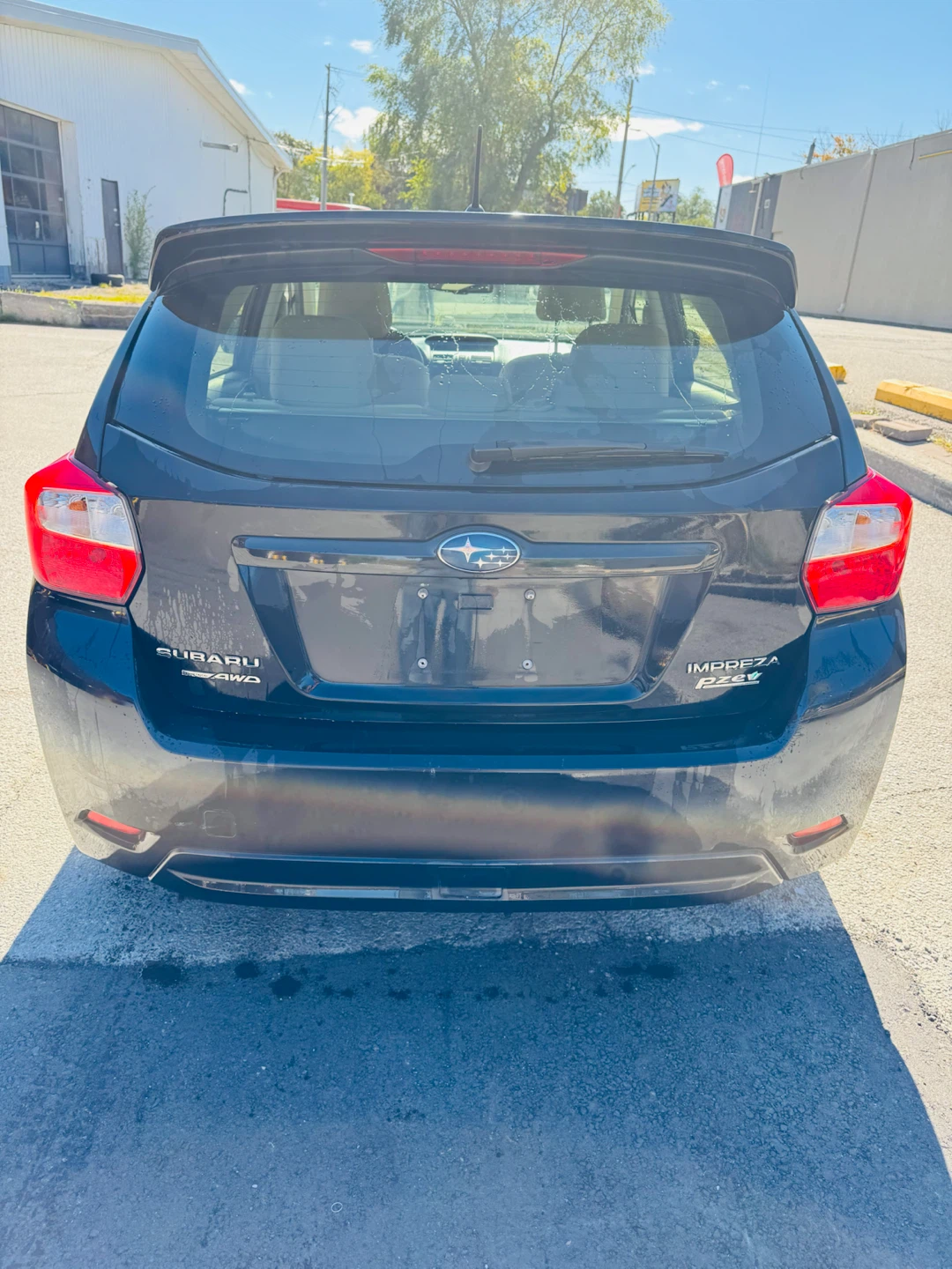 2013 Subaru Impreza  AWD ( LOW KM ) - photo 3