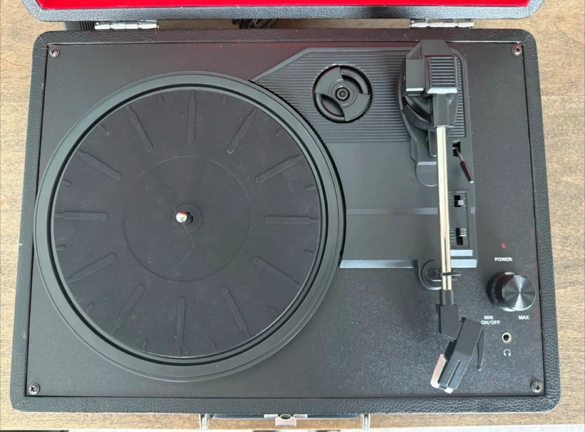 Crosley Portable Turntable - photo 2