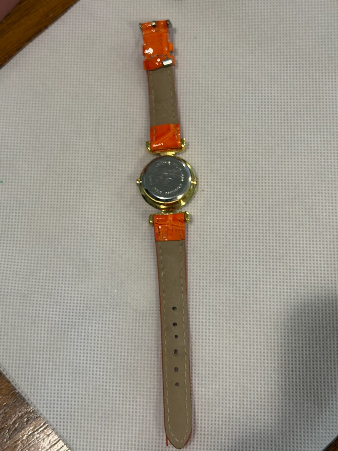 Venice Quartz Watch with Orange Strap new battery - photo 2