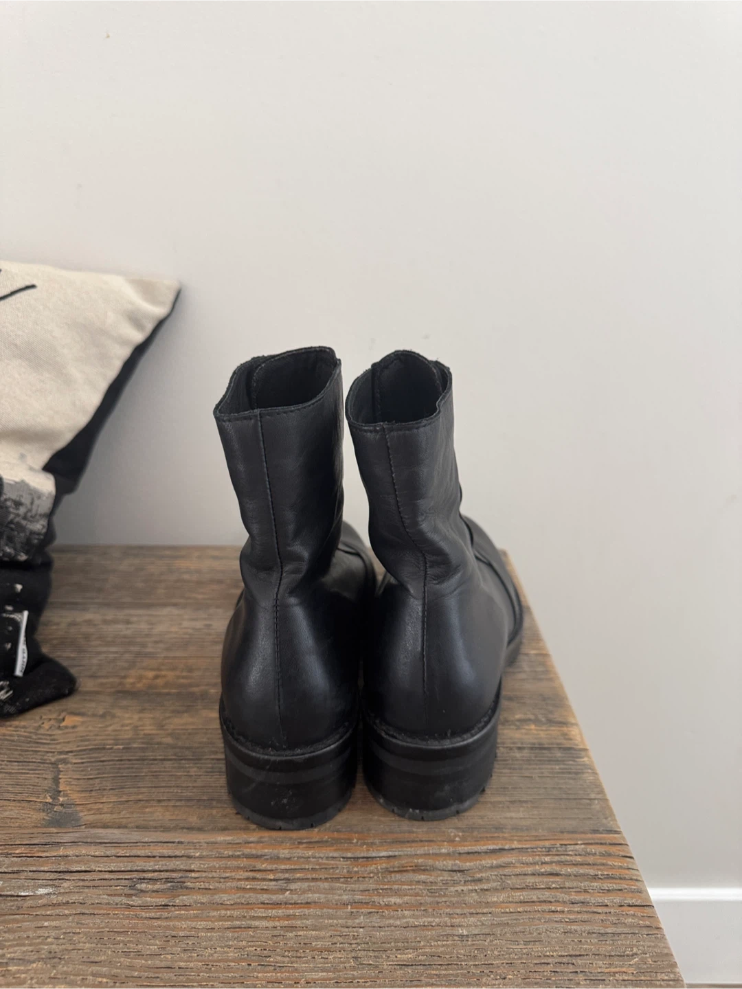 Little burgundy zip front leather boots - photo 4