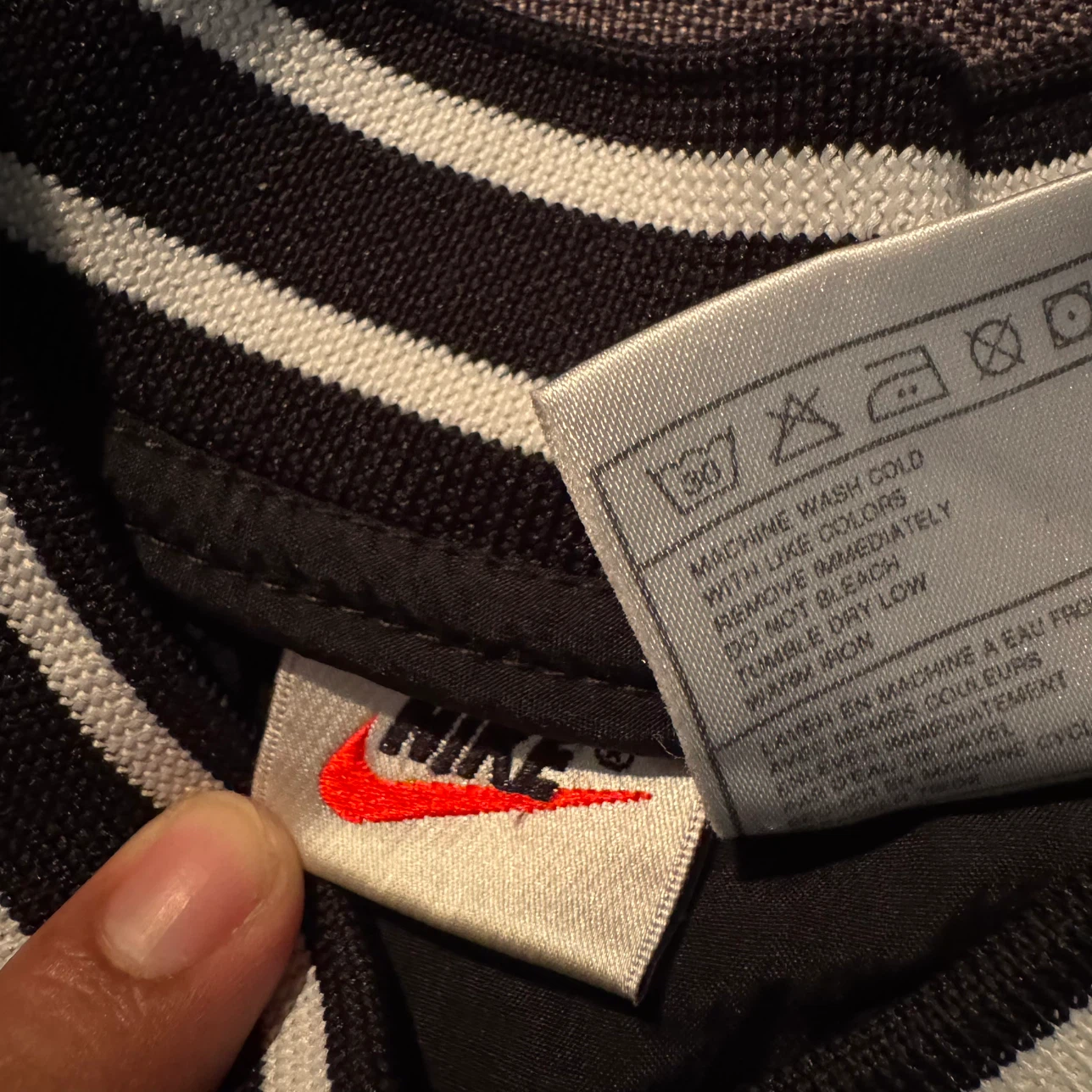 Nike Black Windbreaker Pullover - photo 2