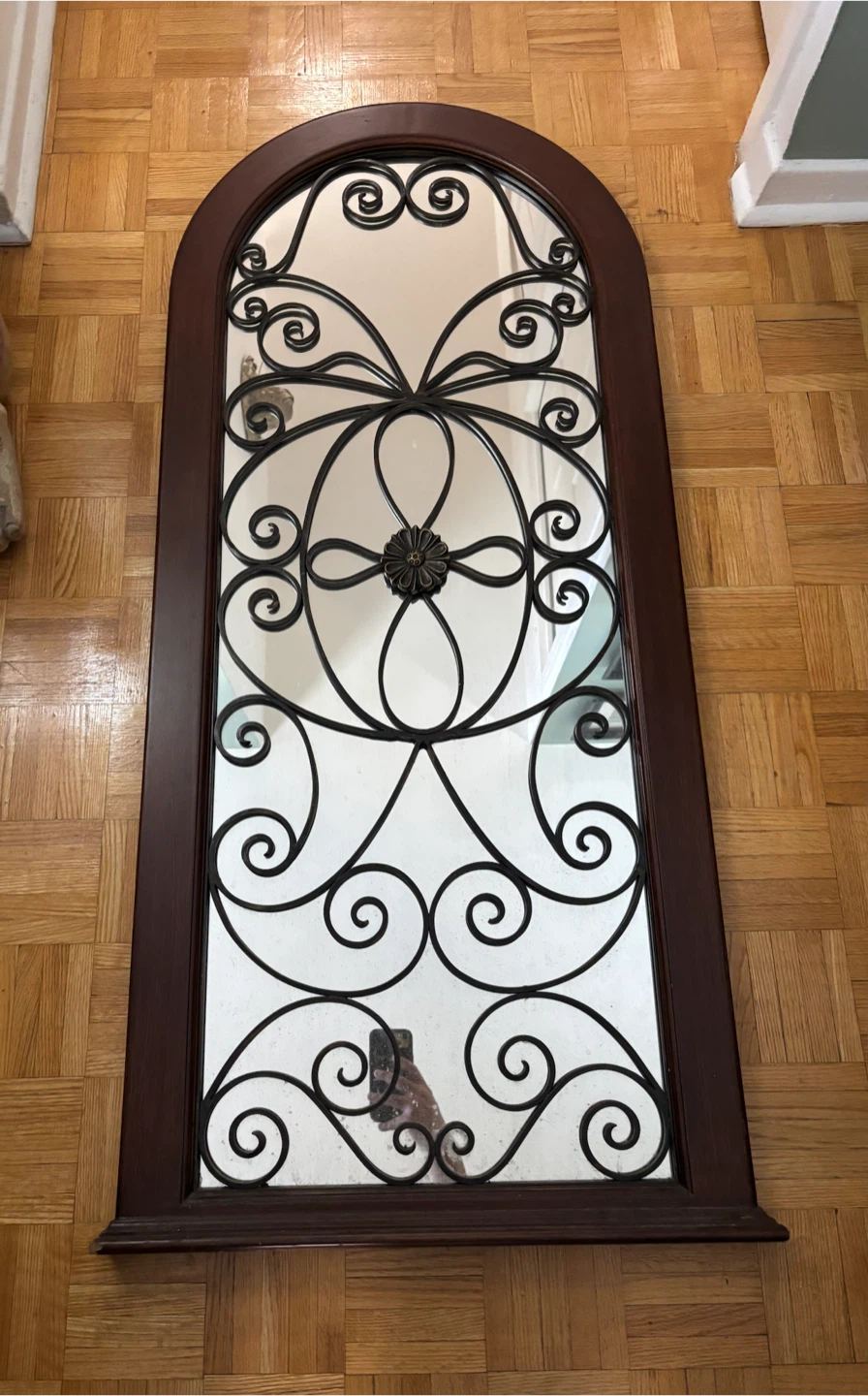 Arched wall mirror with metal scrollwork - photo 2