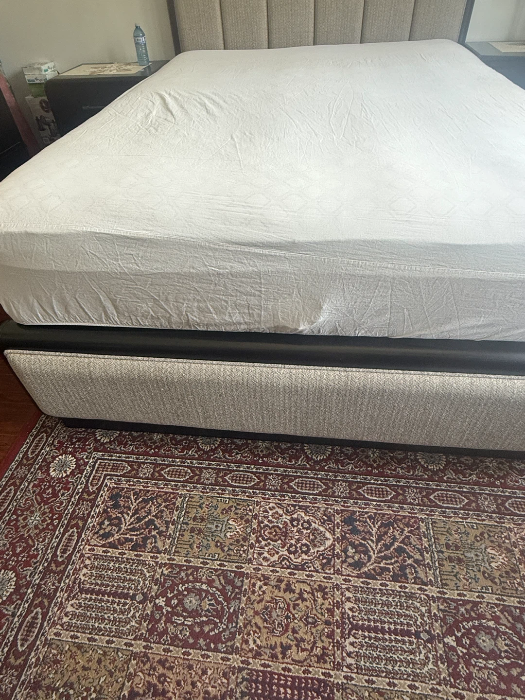 Upholstered Queen Bed Frame - photo 4