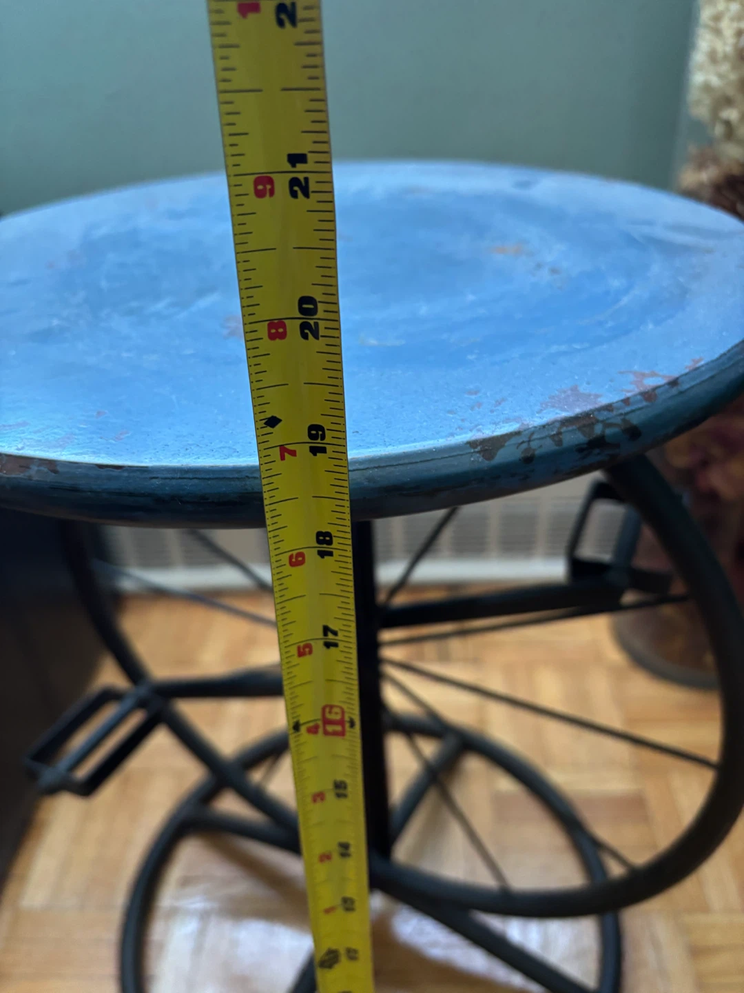 Vintage Bicycle Wheel Side Table - photo 3