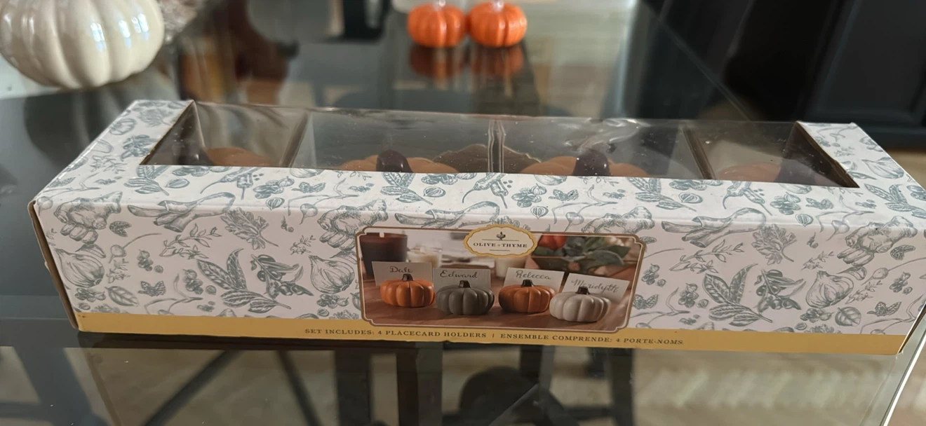 Pumpkin place card holders
