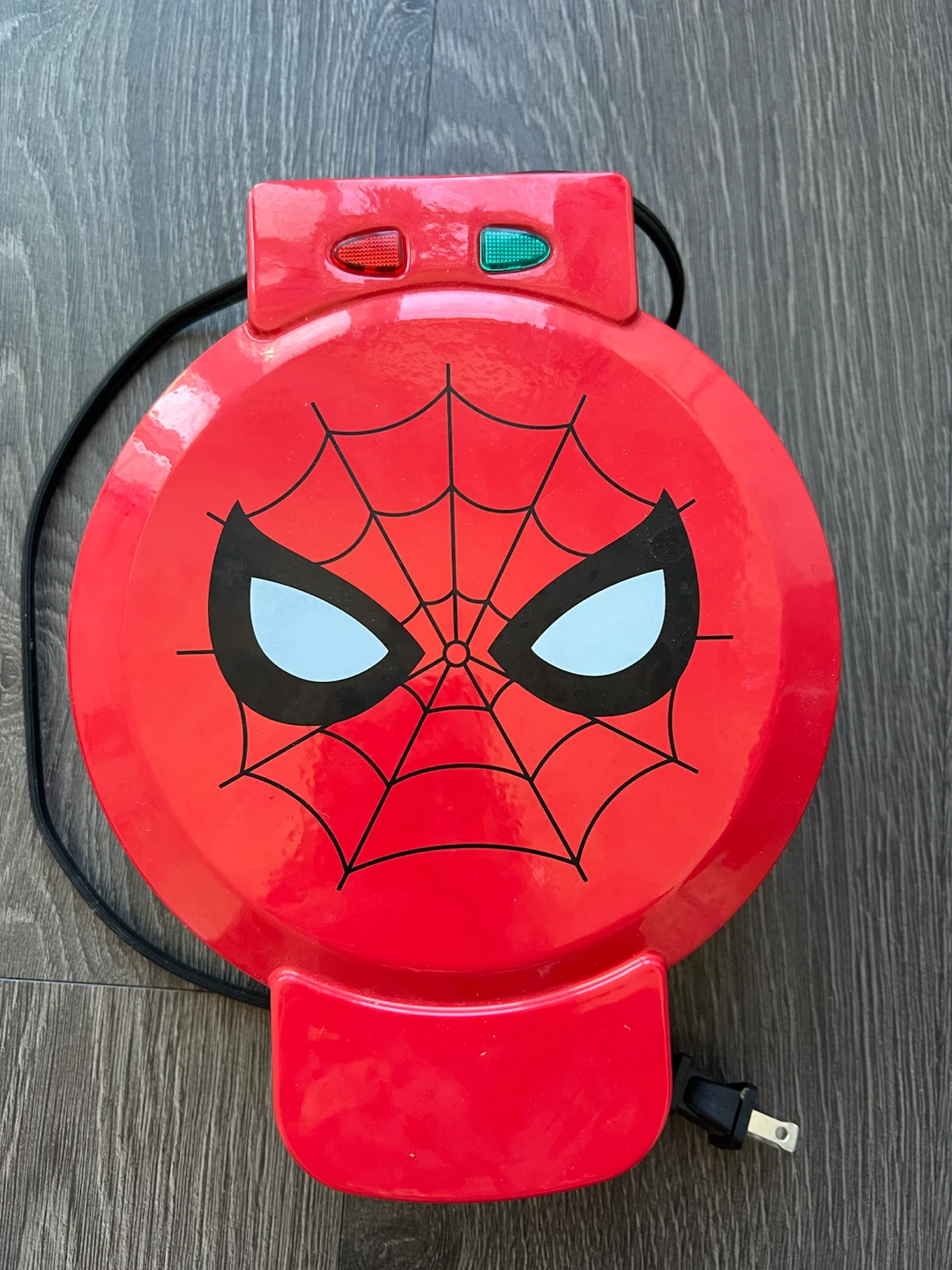 Marvel Spider-Man Waffle Maker (Makes Spider-Man Face Waffles)