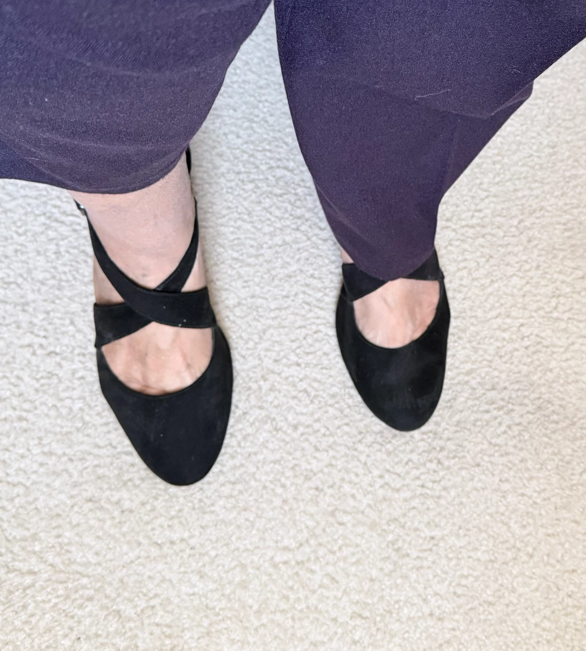 Faux Swede Comfort Black Heels/ Size 12W