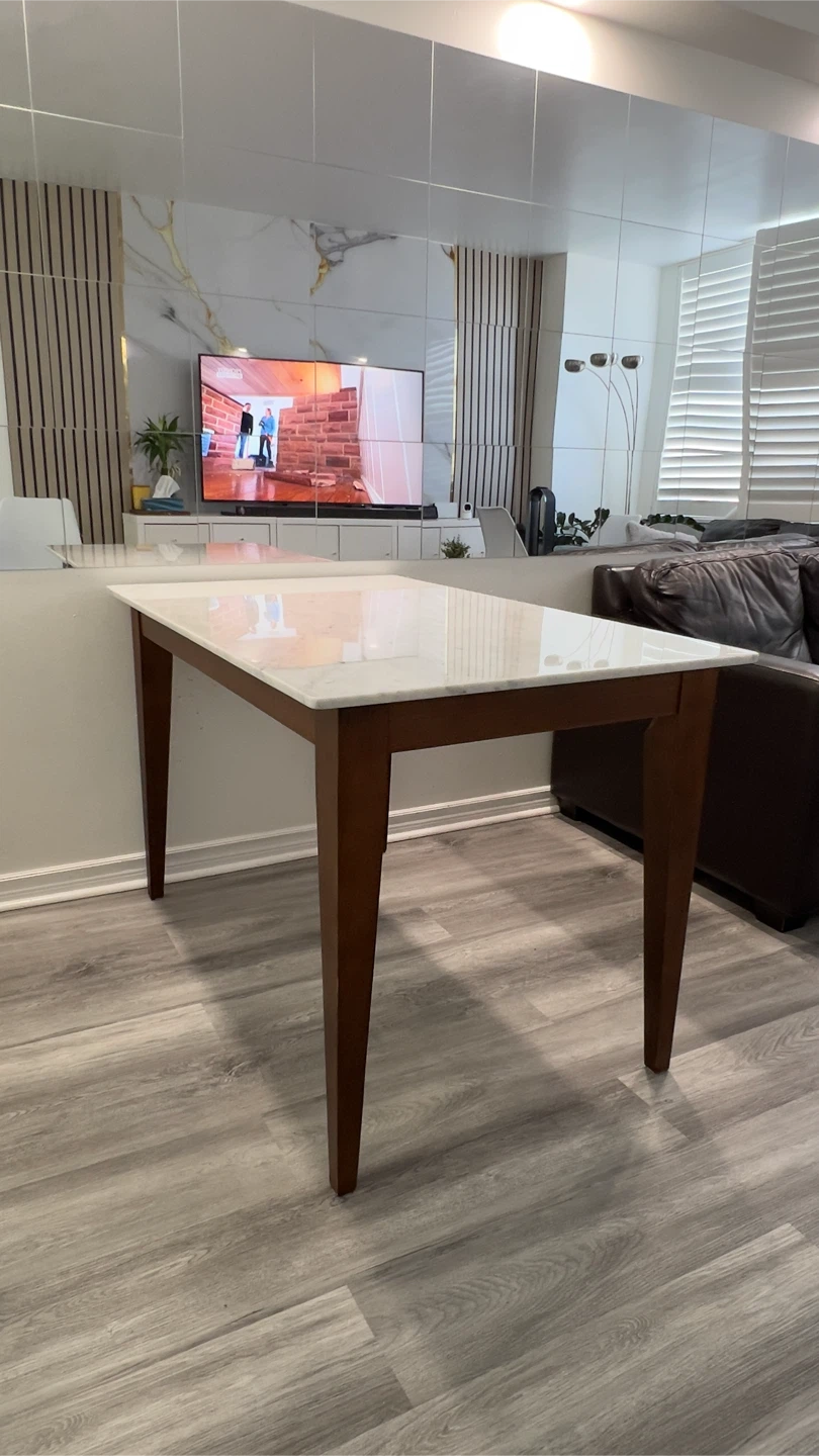 Solid Marble dining table  from structube - photo 5