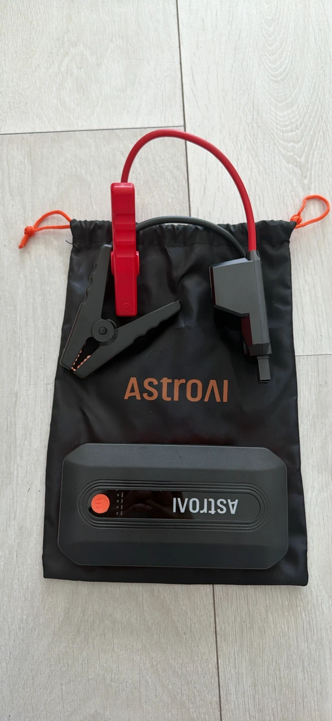 AstroAI Jump Starter