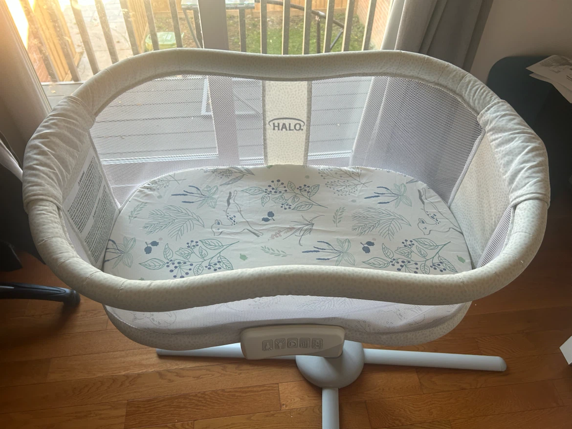 HALO BassiNest Swivel Sleeper - photo 2