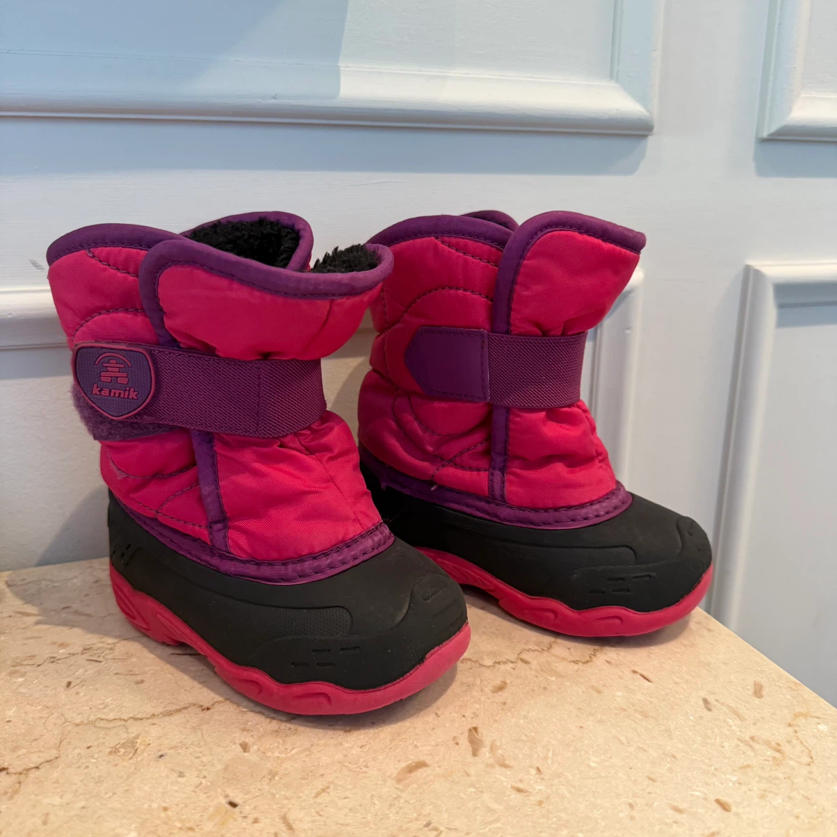 LOT of 3 Pairs of child size 7C Boots - photo 4