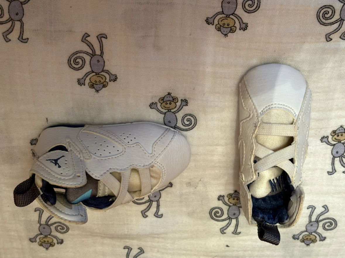 Two Pairs of Jordan Infant Crib Shoes - photo 3