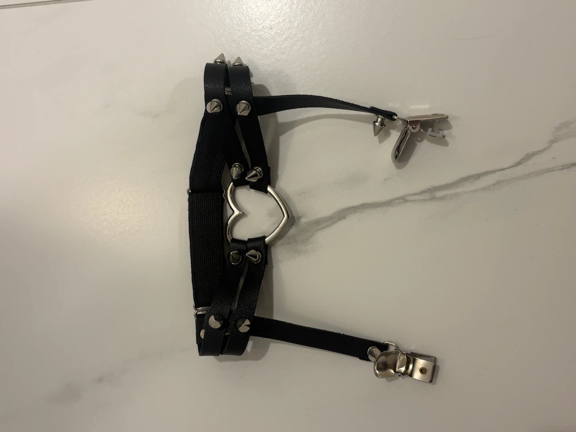 Black Heart Spike Garter - photo 3