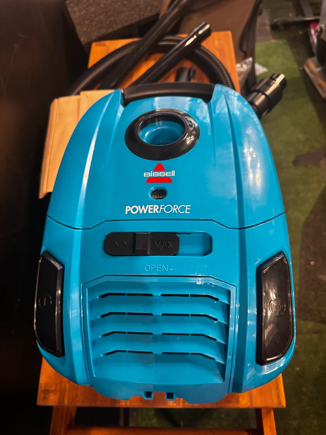 Bissell PowerForce Canister Vacuum(new)