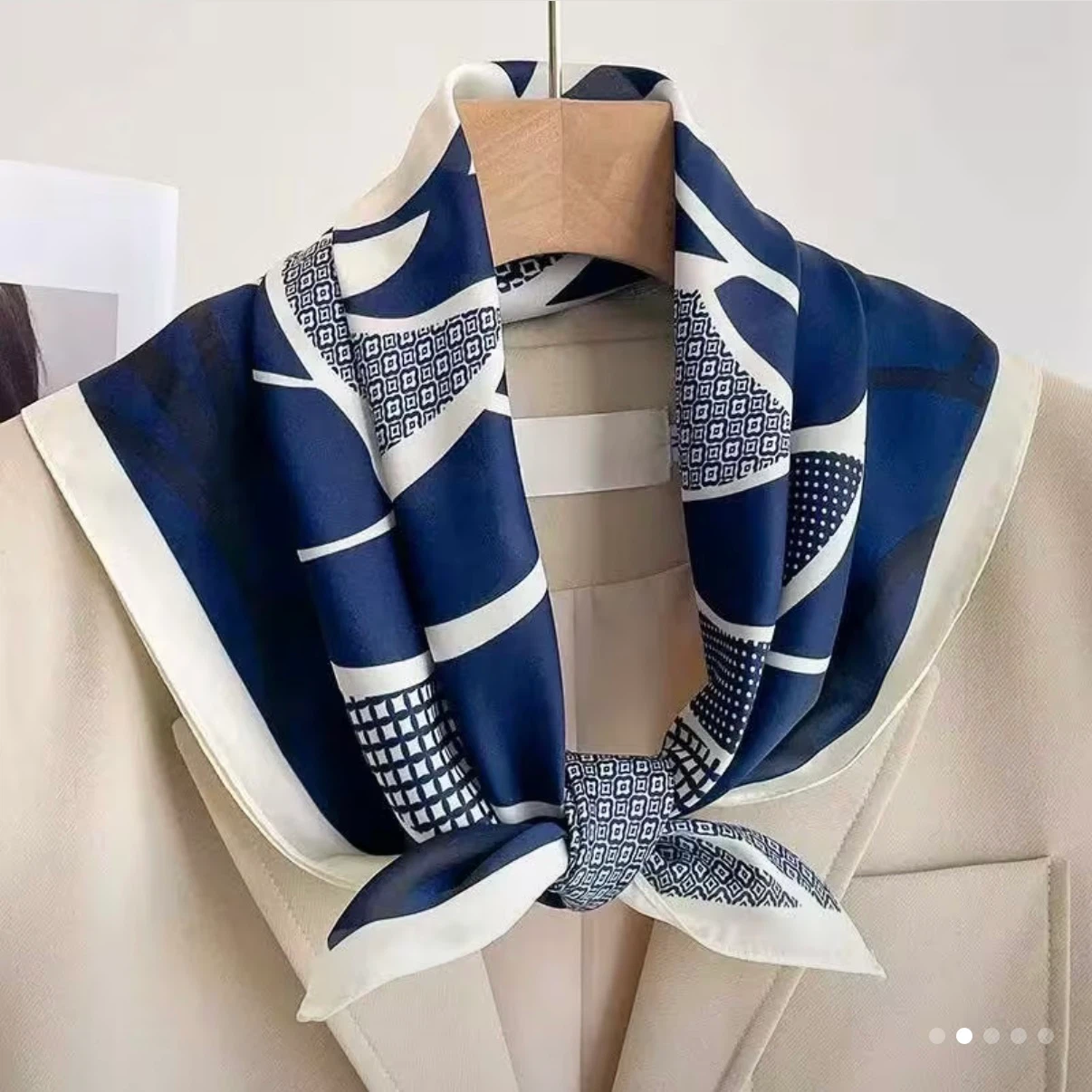 Brand New Navy Blue and White Floral Pattern Silk Scarf - photo 4
