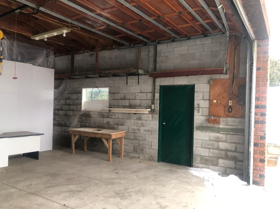 Big garage to protect your boat
