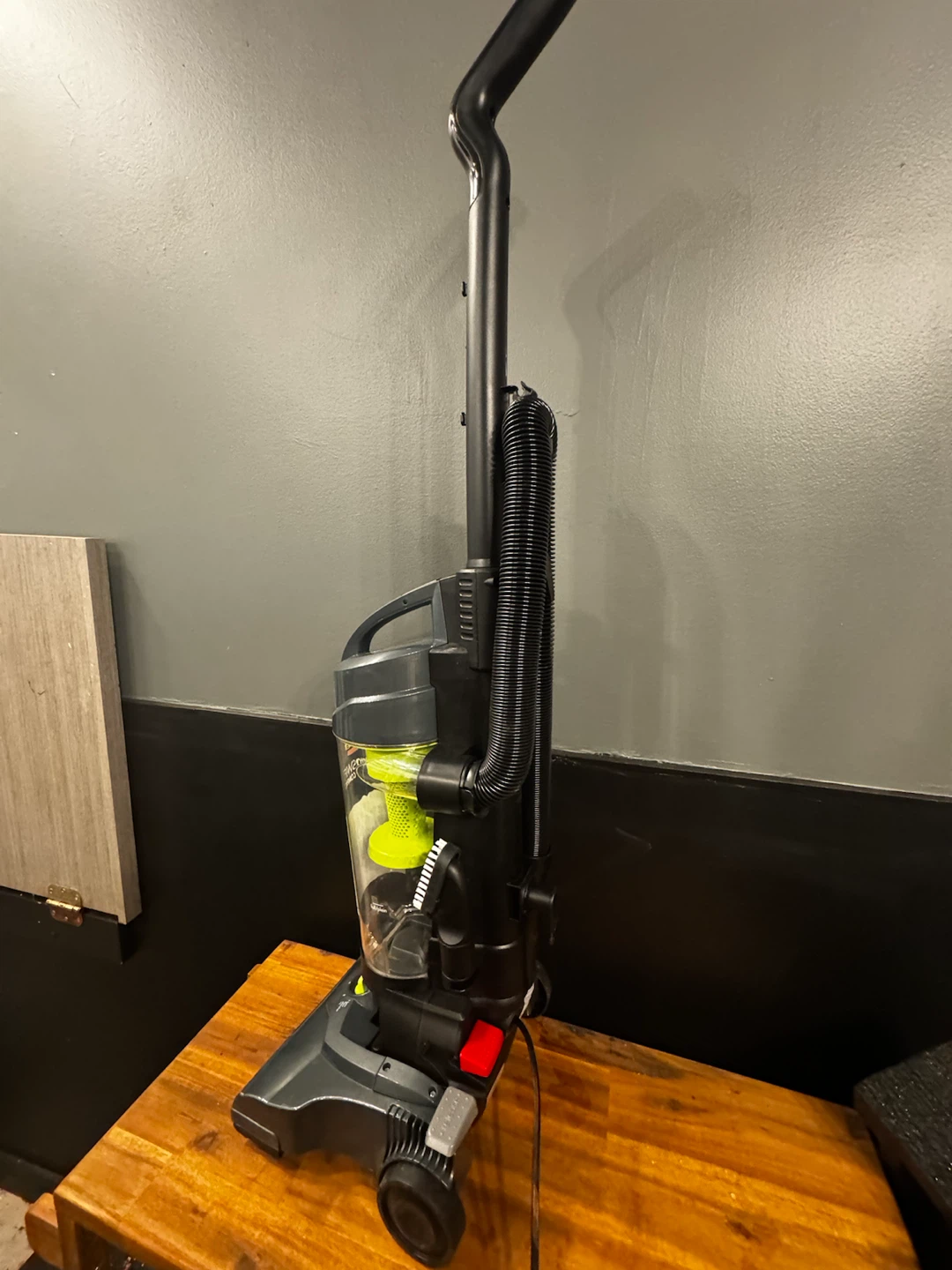 Bissell AeroSwift Compact Vacuum
