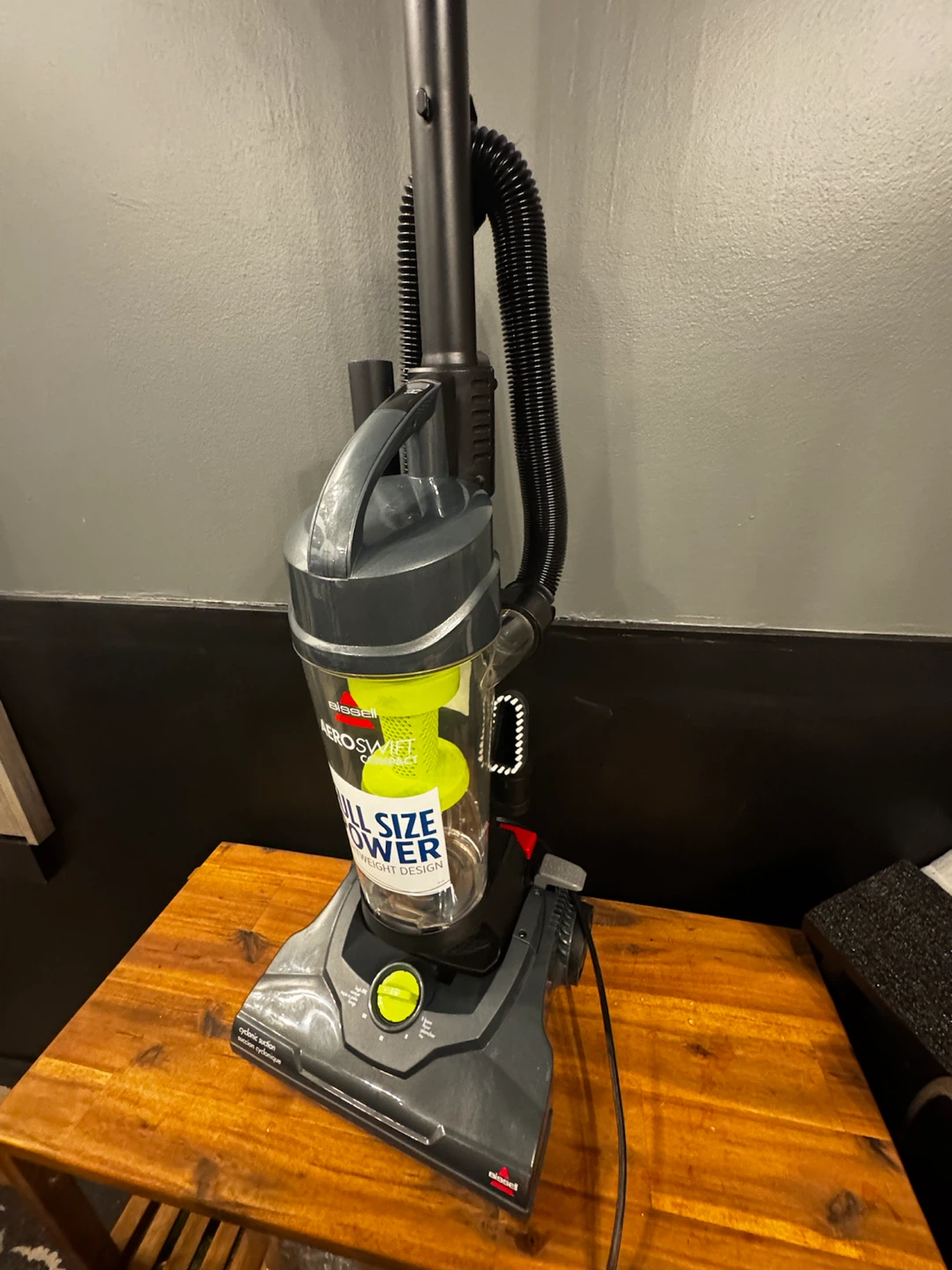 Bissell AeroSwift Compact Vacuum - photo 3