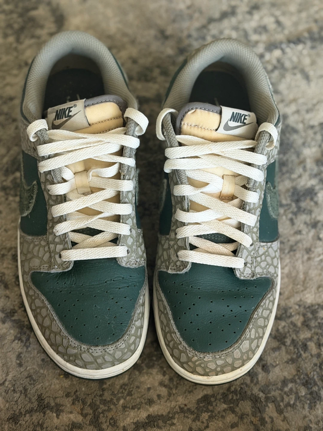 Nike Dunk Low Sneakers Green Size 8.5 US - photo 2